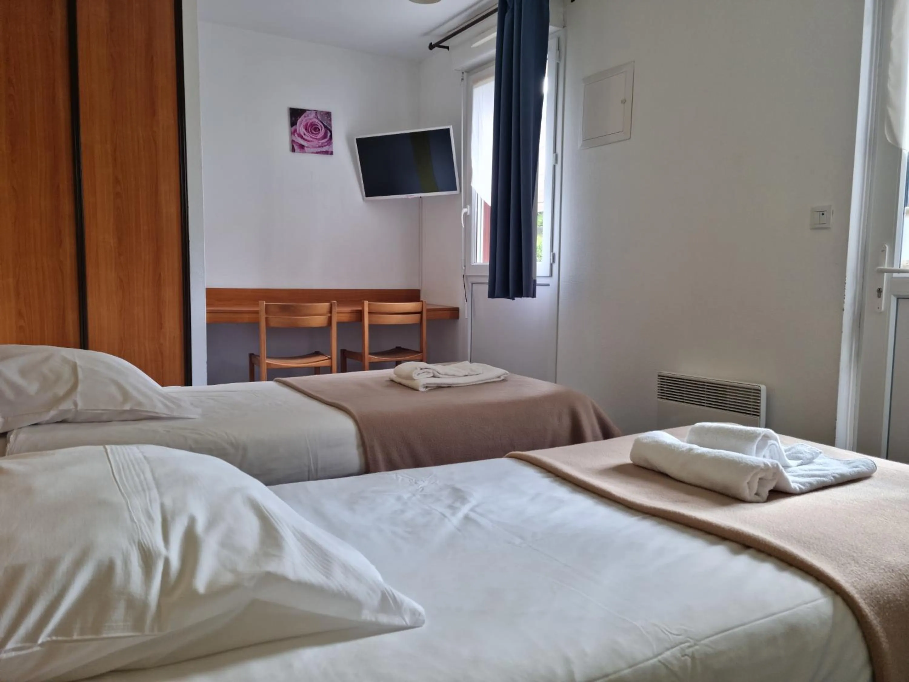 Bed in Hôtel Eden Lake