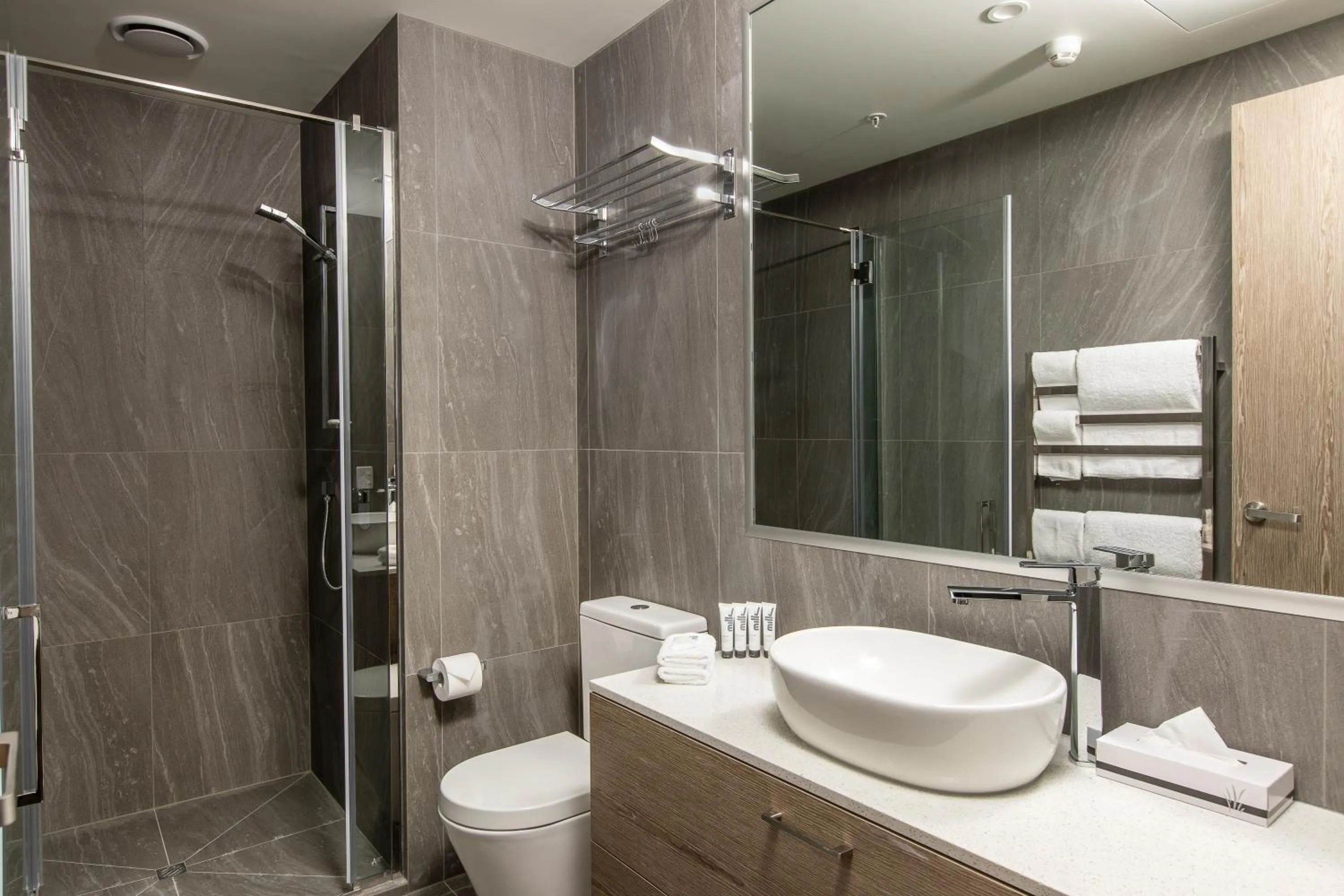 Bathroom in Quest Queenstown Apartments Remarkables Park