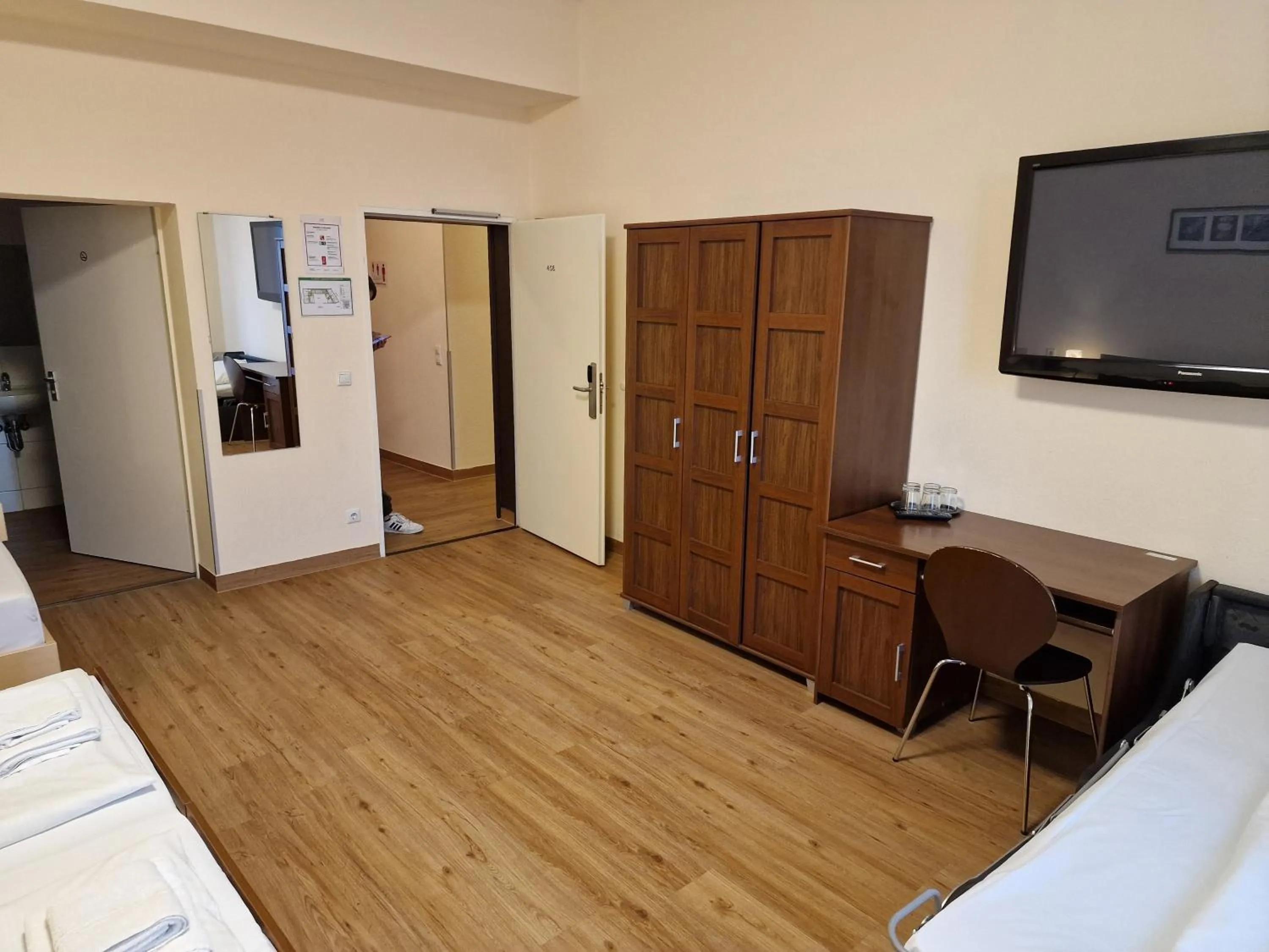 Photo of the whole room in Mikon Eastgate Hotel - City Centre