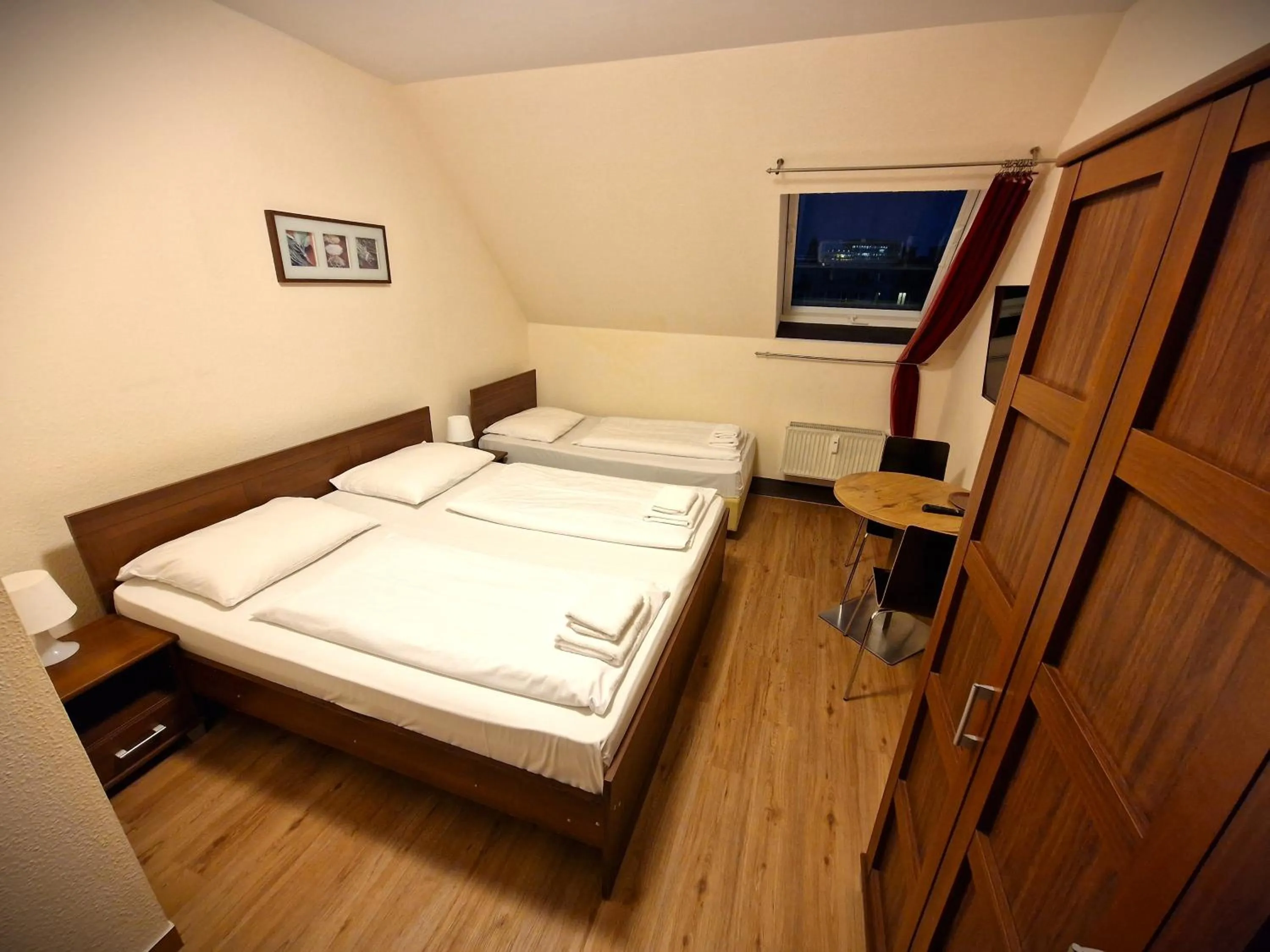 Photo of the whole room in Mikon Eastgate Hotel - City Centre