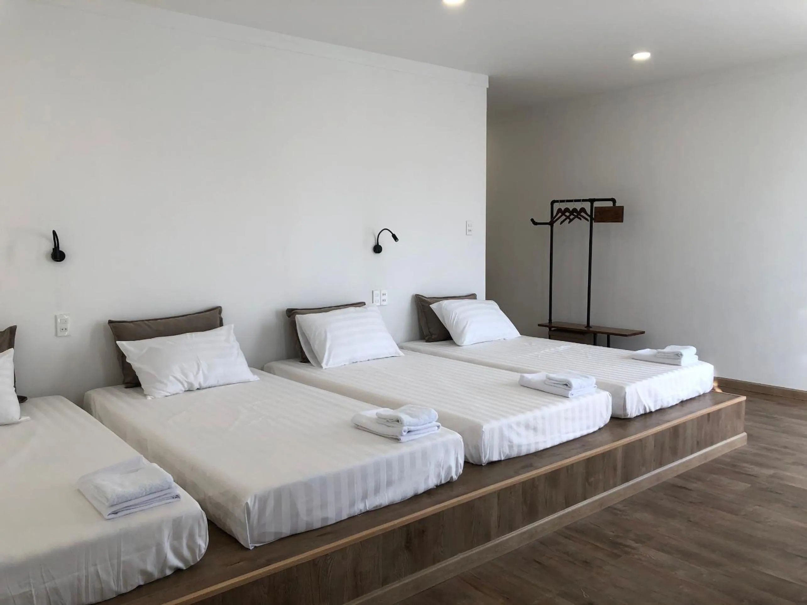 Street view, Bed in Whammy House Dalat