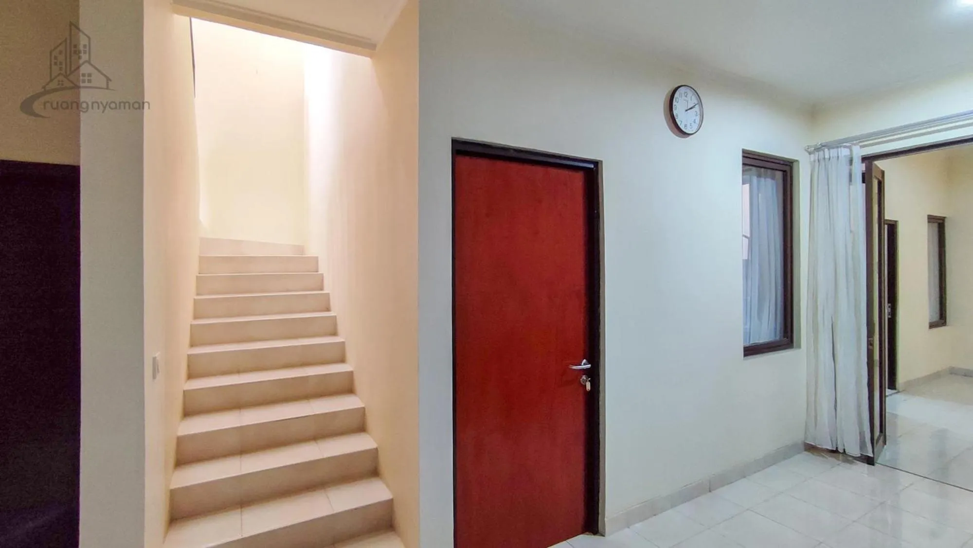Property building in Atmosfer Guest House Sentul