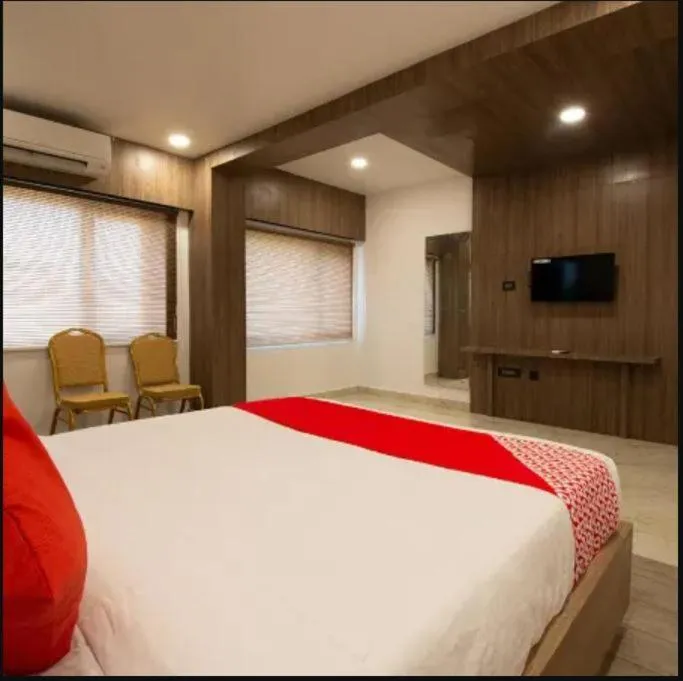 HOTEL ASWINi GRAND LODGE