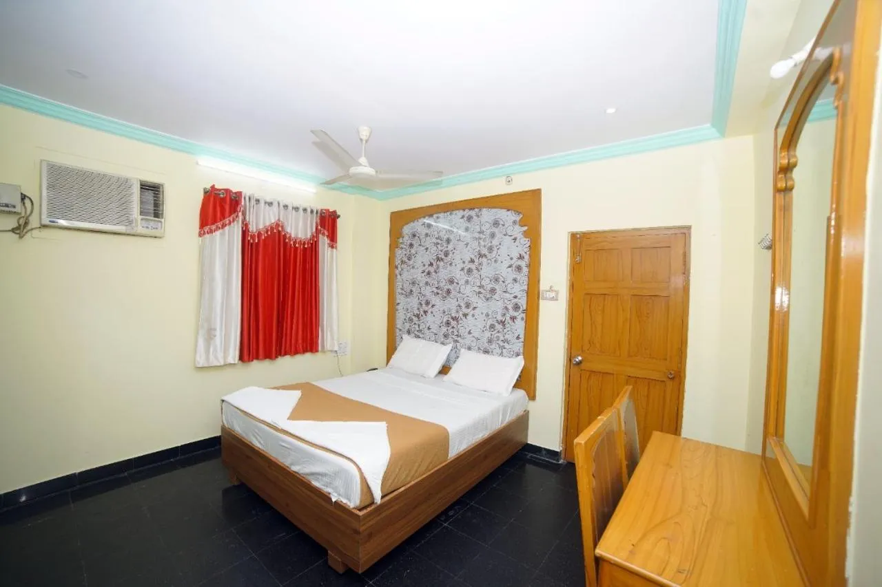 HOTEL ASWINI GRAND LODGE