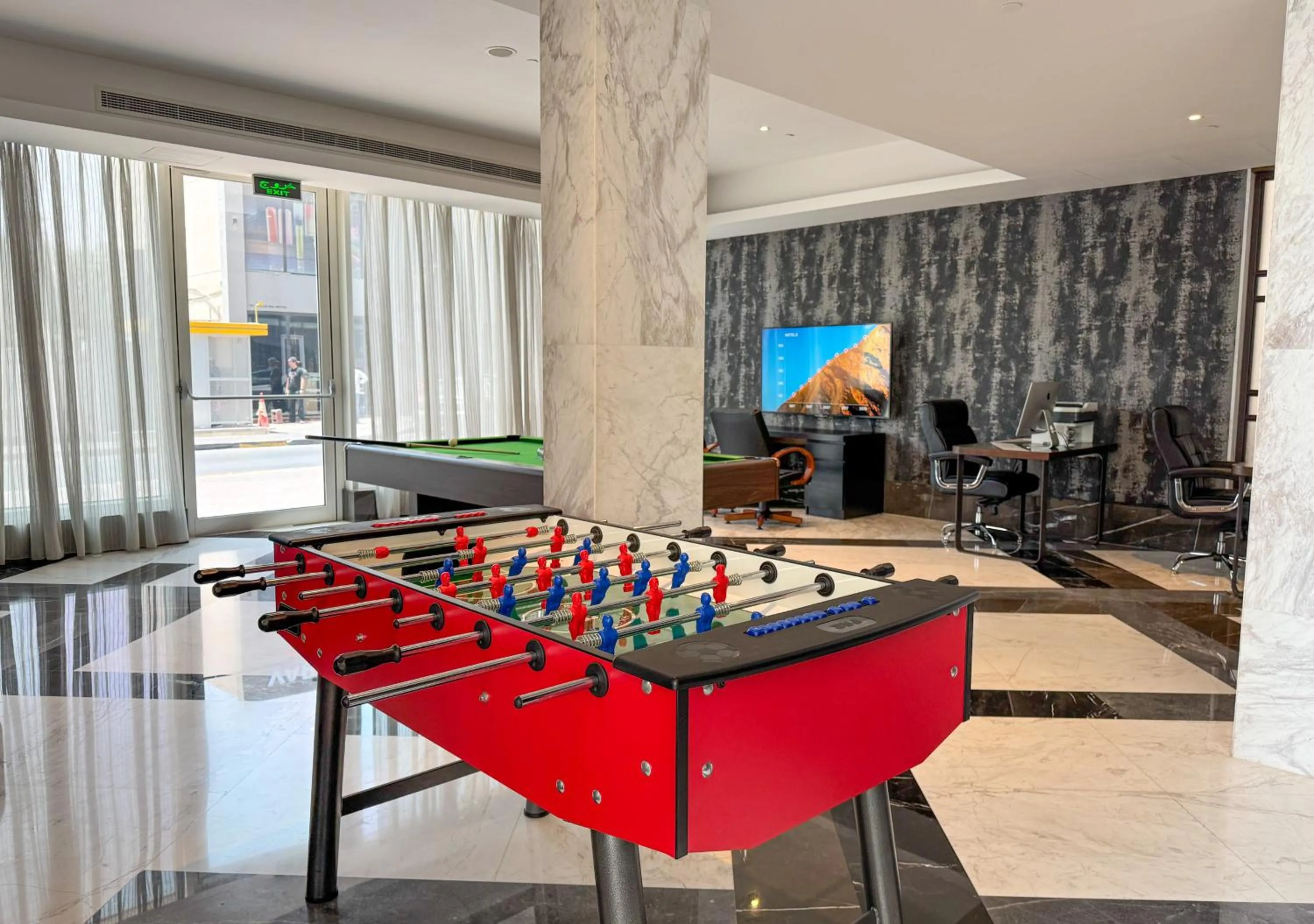 Entertainment in Swiss-Belsuites Admiral Juffair