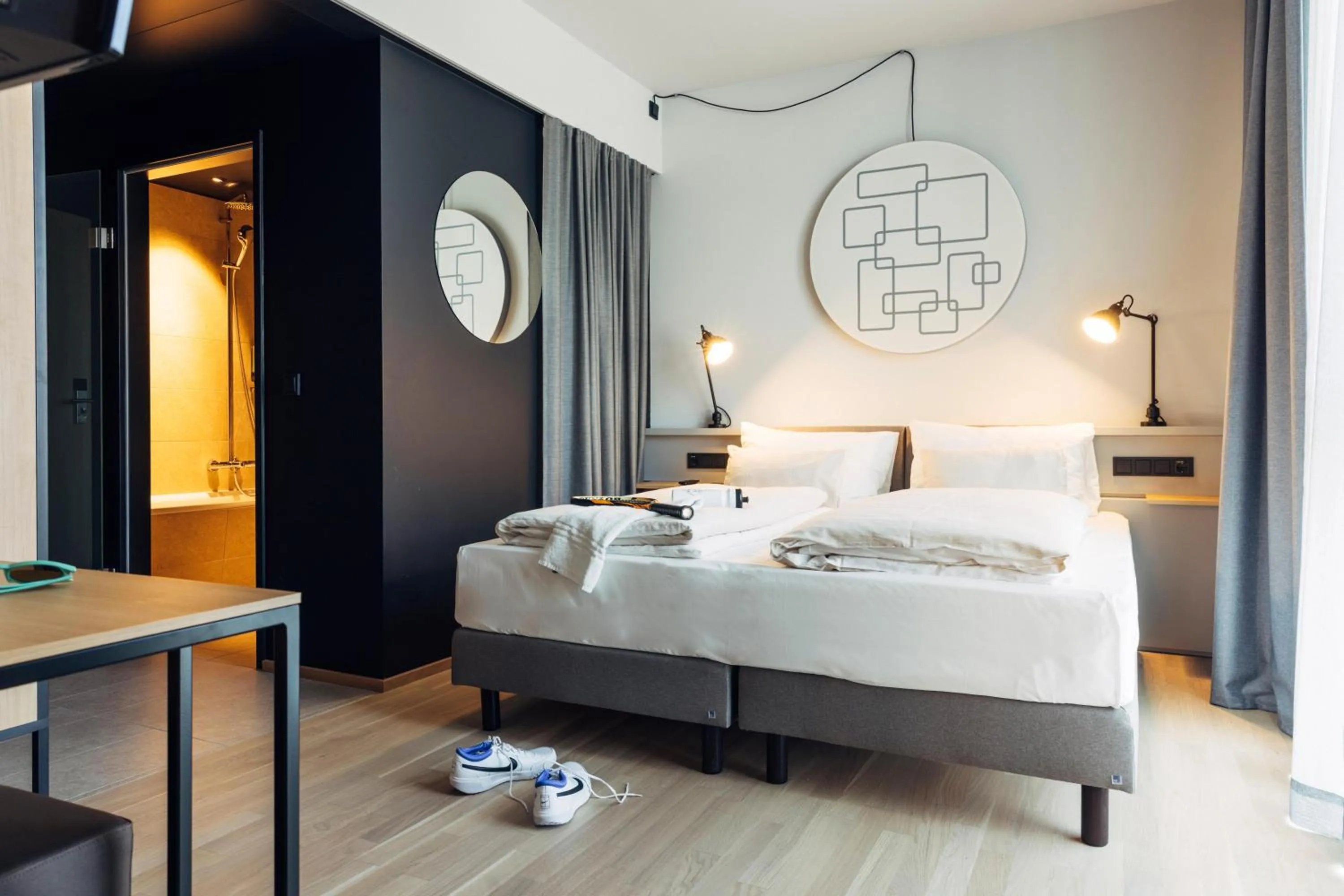 Photo of the whole room, Bed in harry's home Bischofshofen hotel & apartments