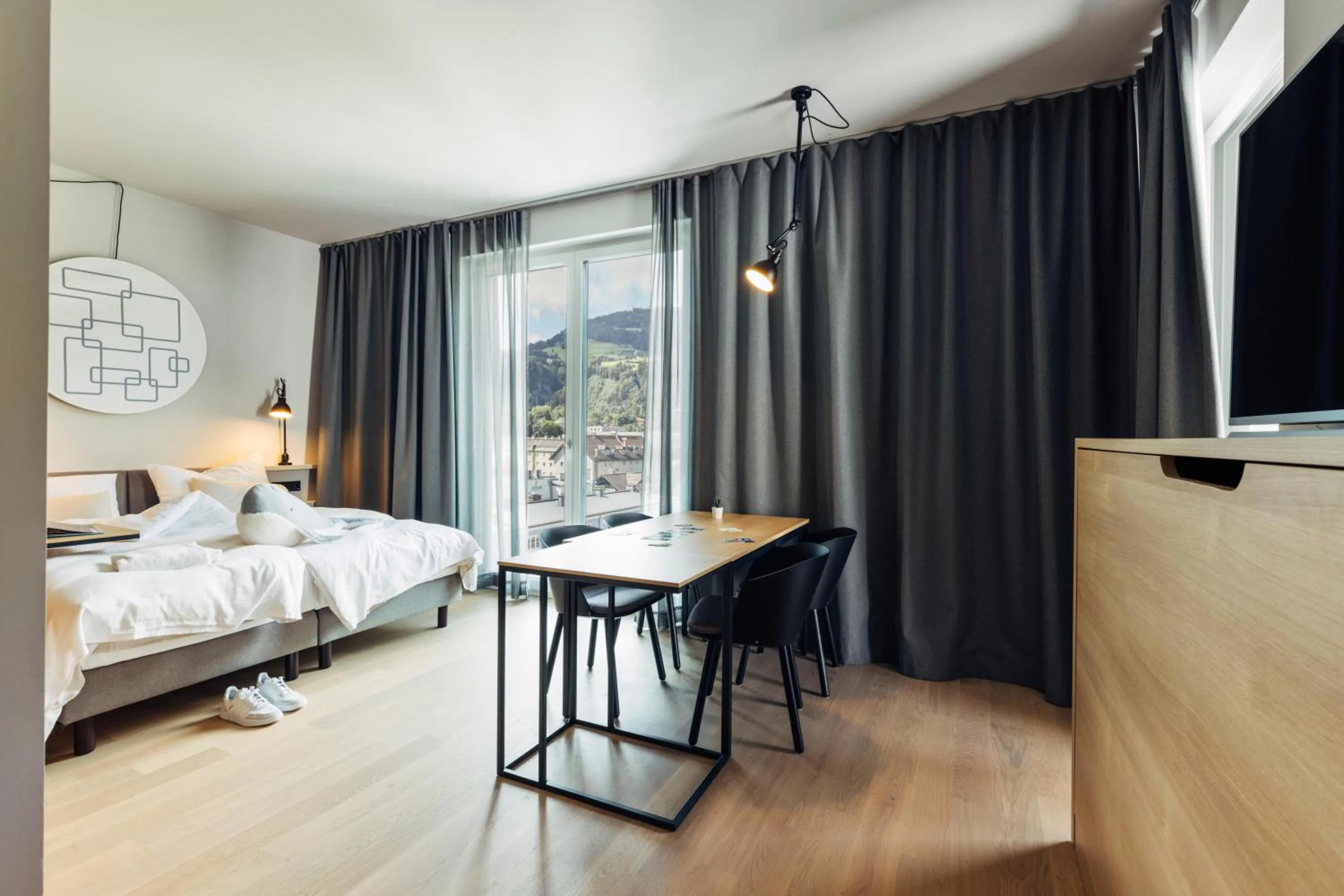 Photo of the whole room, Bed in harry's home Bischofshofen hotel & apartments