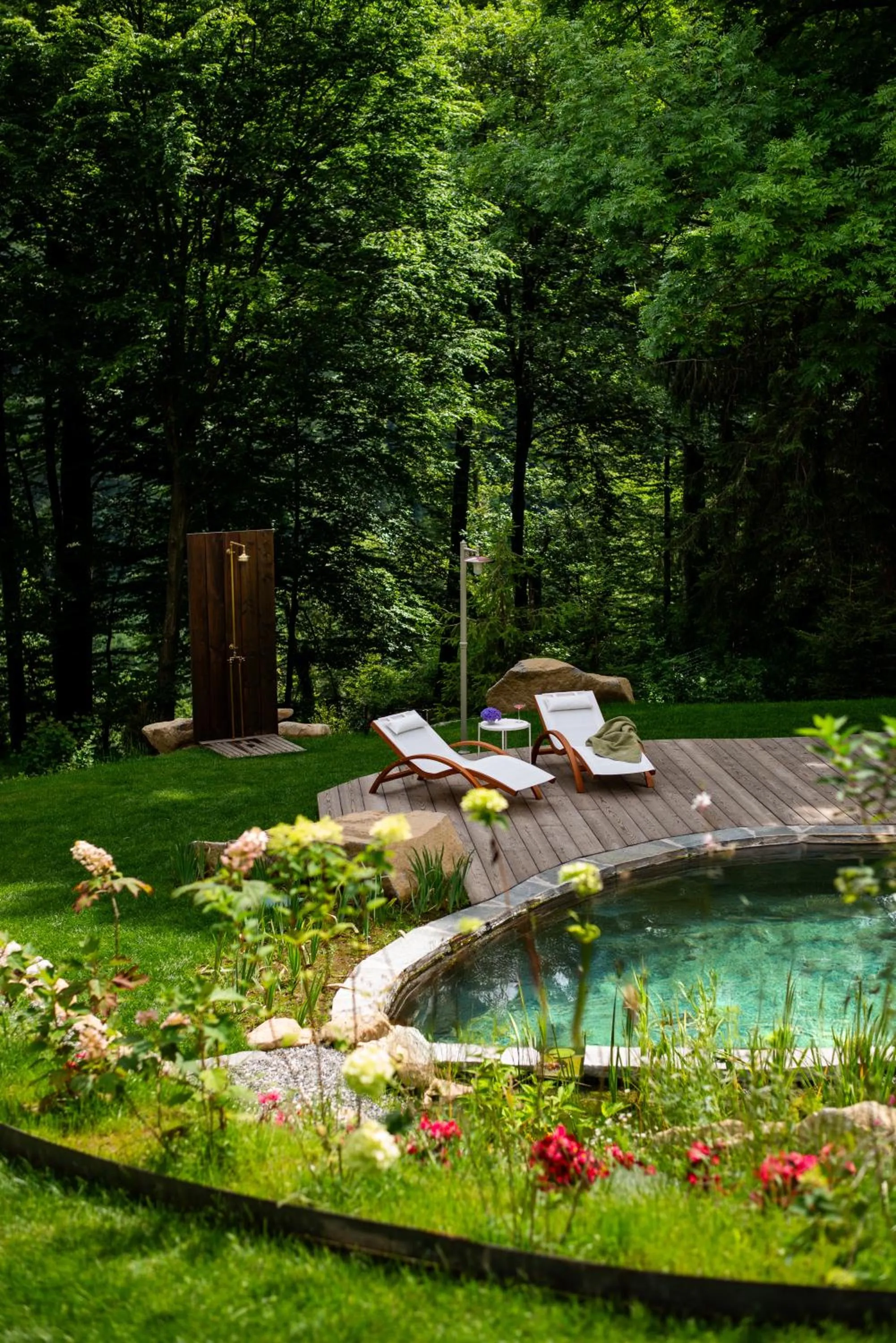 Swimming pool in Country House La Bursch