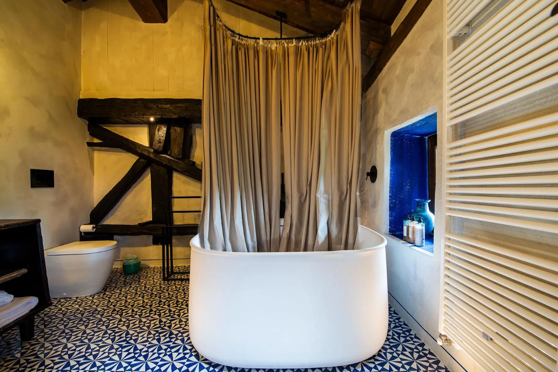 Bath in Country House La Bursch