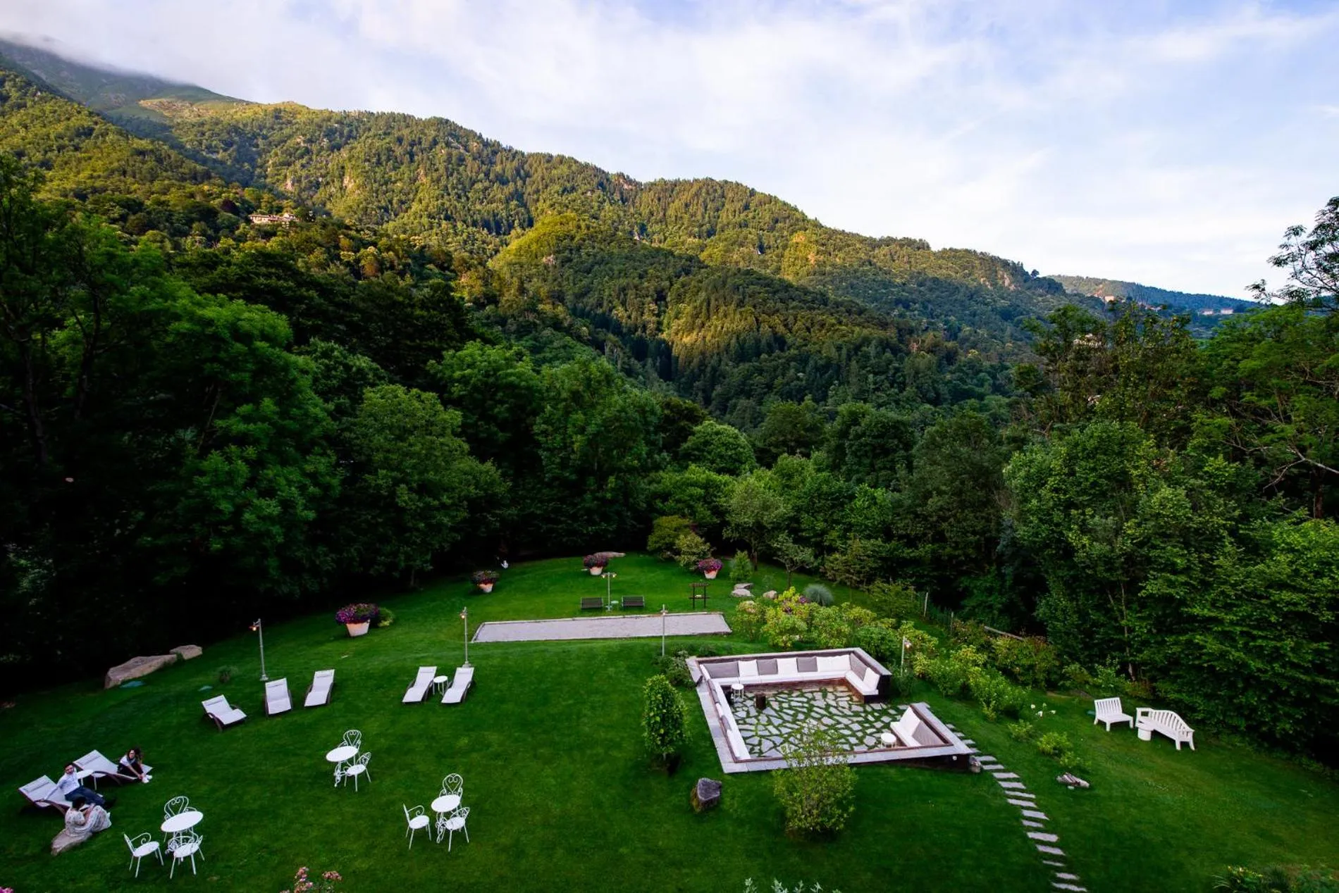 Spring in Country House La Bursch