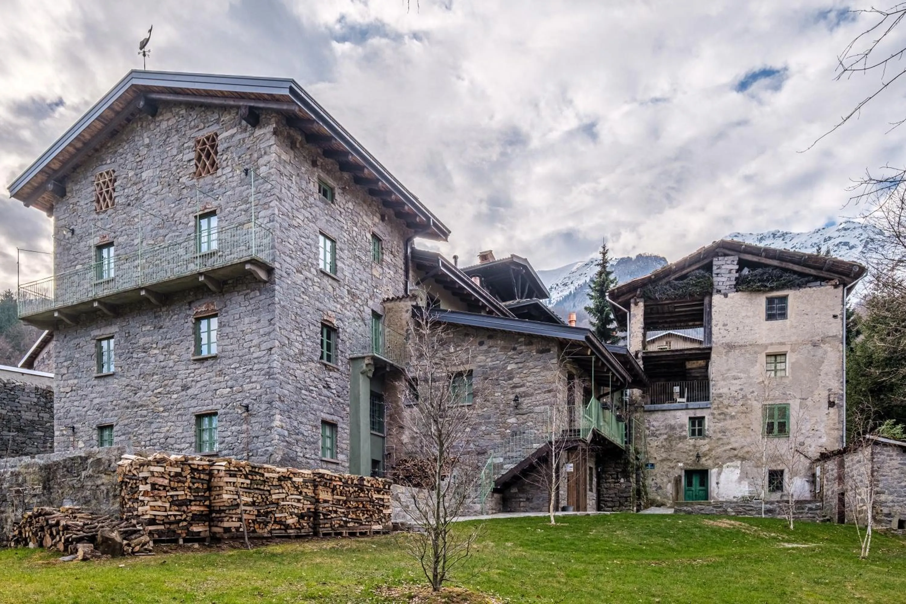 Property building in Country House La Bursch