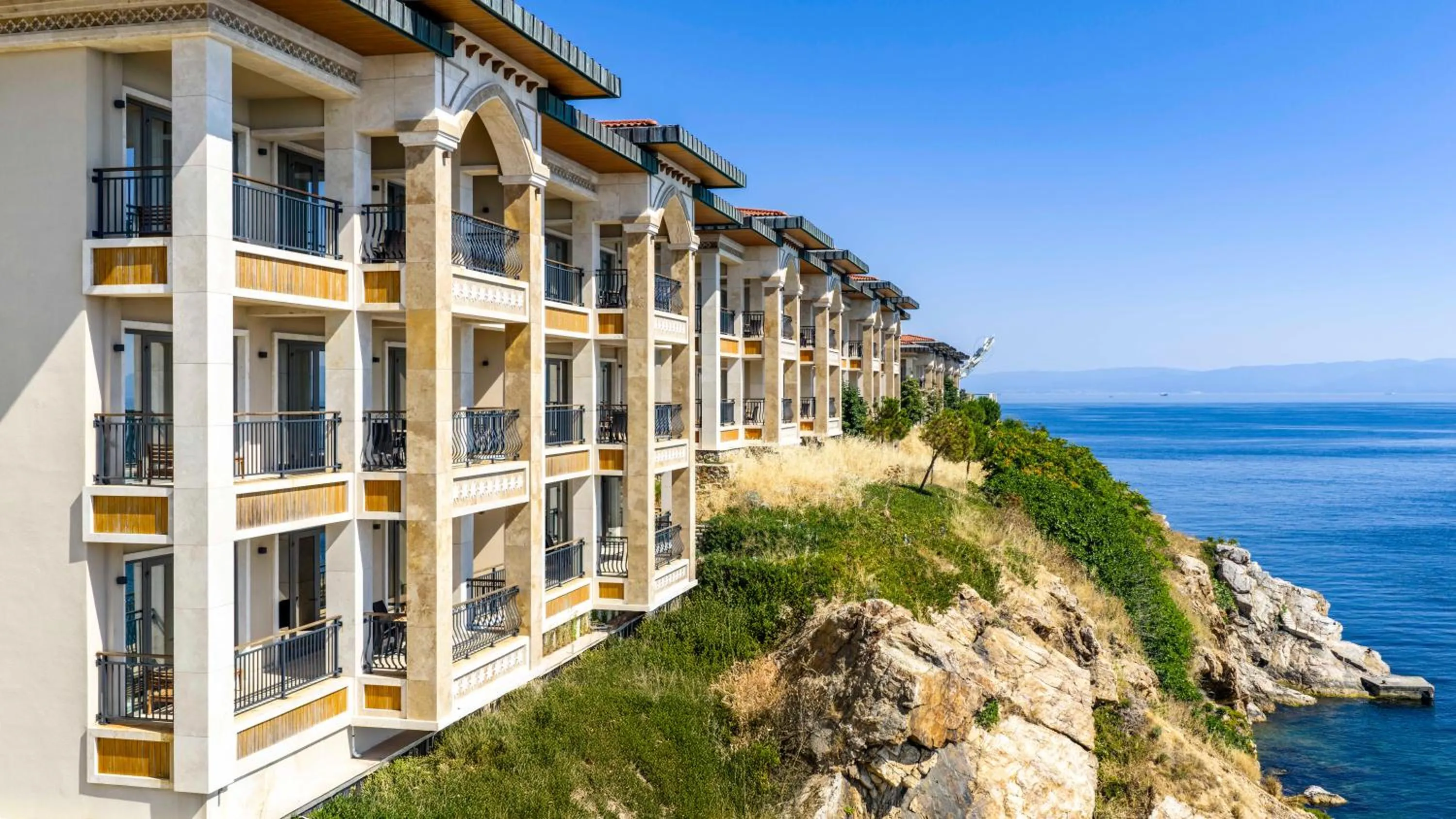 Day in Birun Ada Hotel