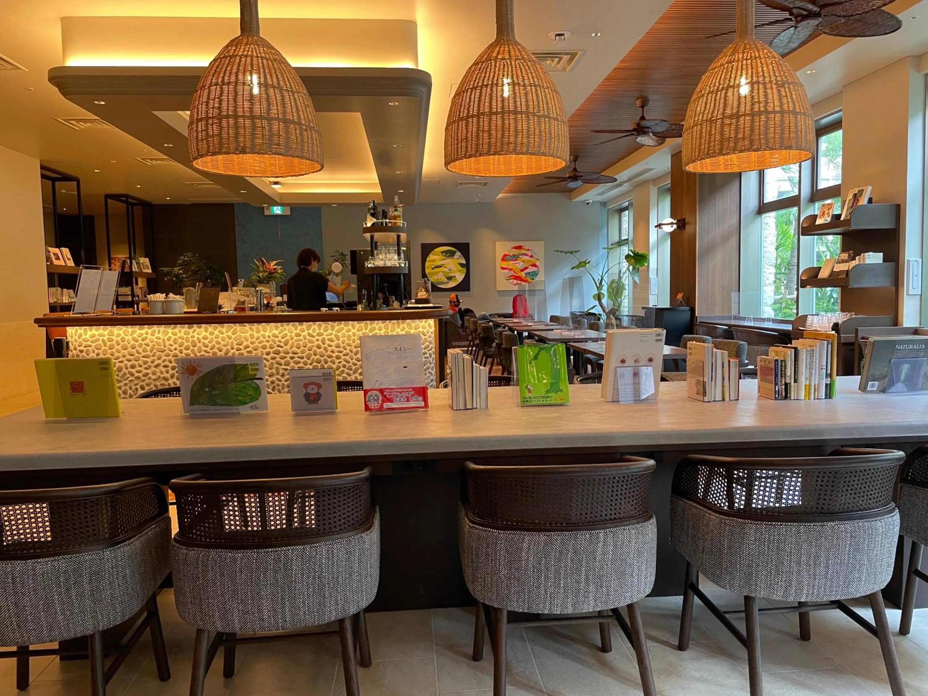 Restaurant/places to eat in Hotel Resol Trinity Naha