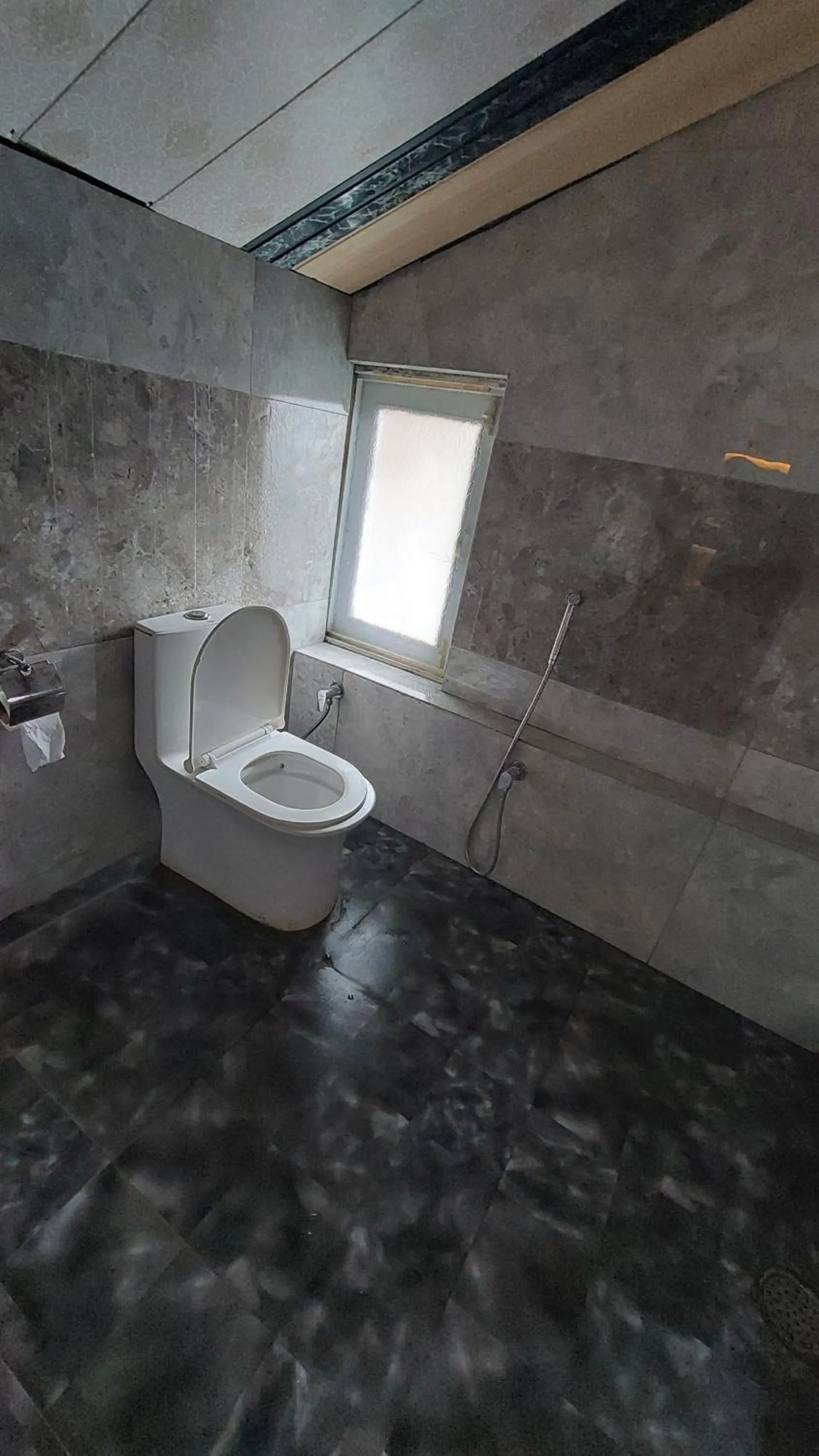 Bathroom in Hotel Outlook