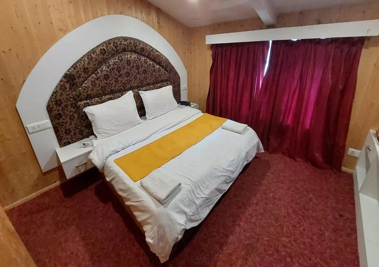 Bed in Hotel Outlook