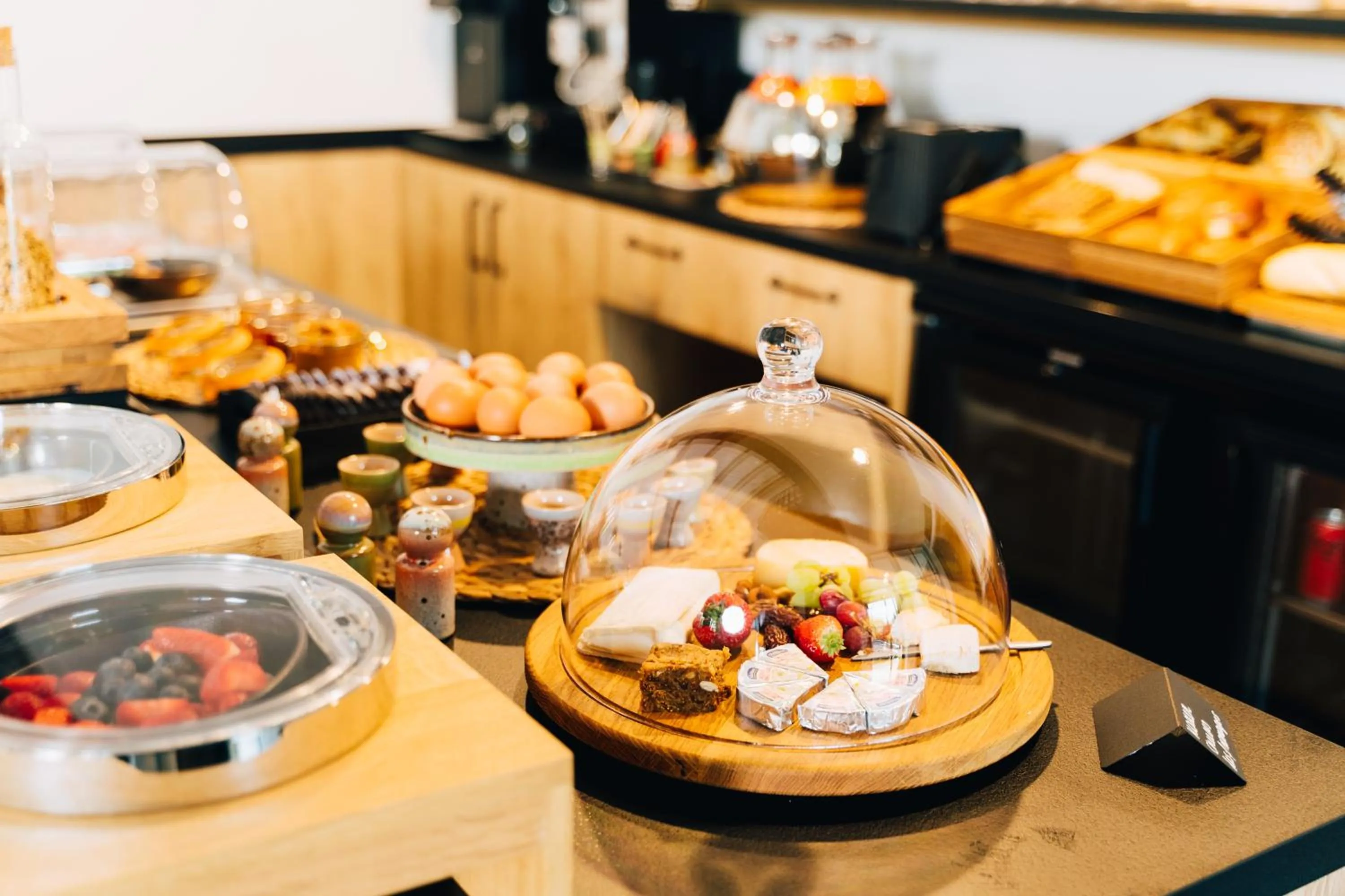 Breakfast in Factory Hotel