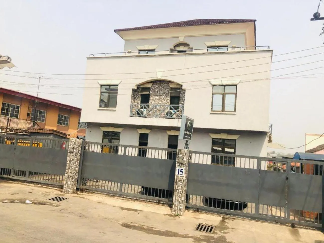 Property building in Mayors & Diplomats Suites Opebi