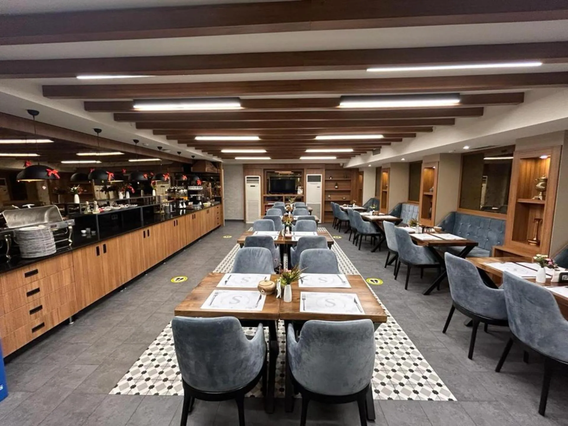 Restaurant/places to eat in Beşiktaş Serenity Hotel