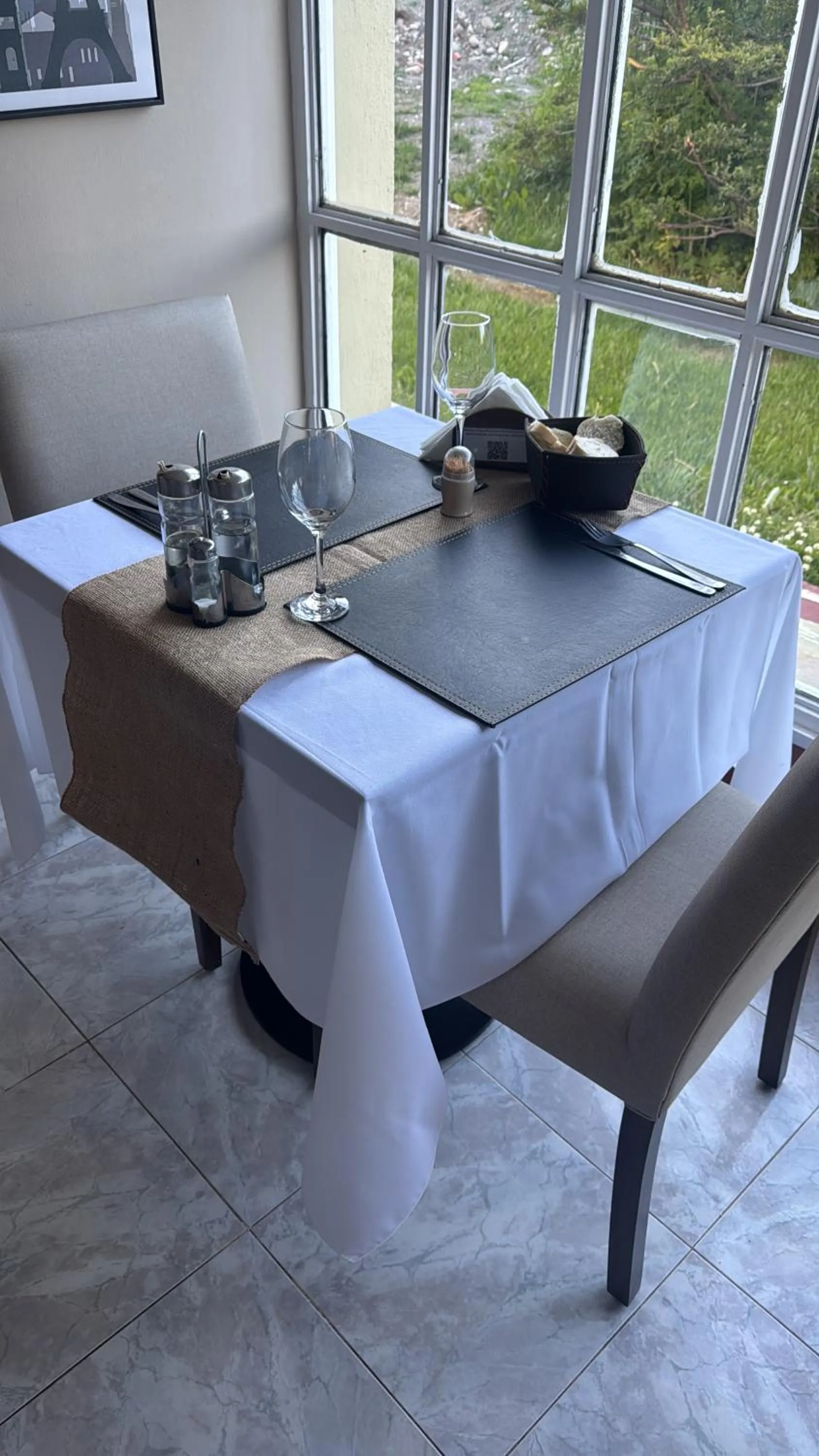 Dining area in Hotel Lago del Desierto