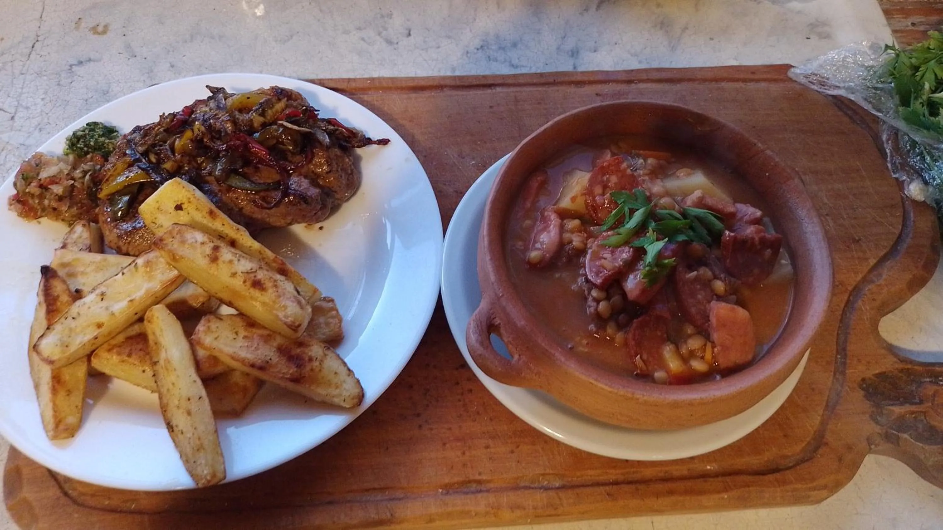 Food and drinks in Hotel Lago del Desierto