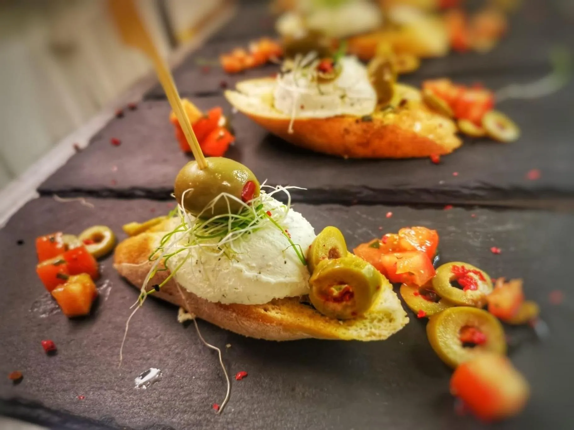 Restaurant/places to eat in Hotel Bellevue - Traditional Swiss Hideaway