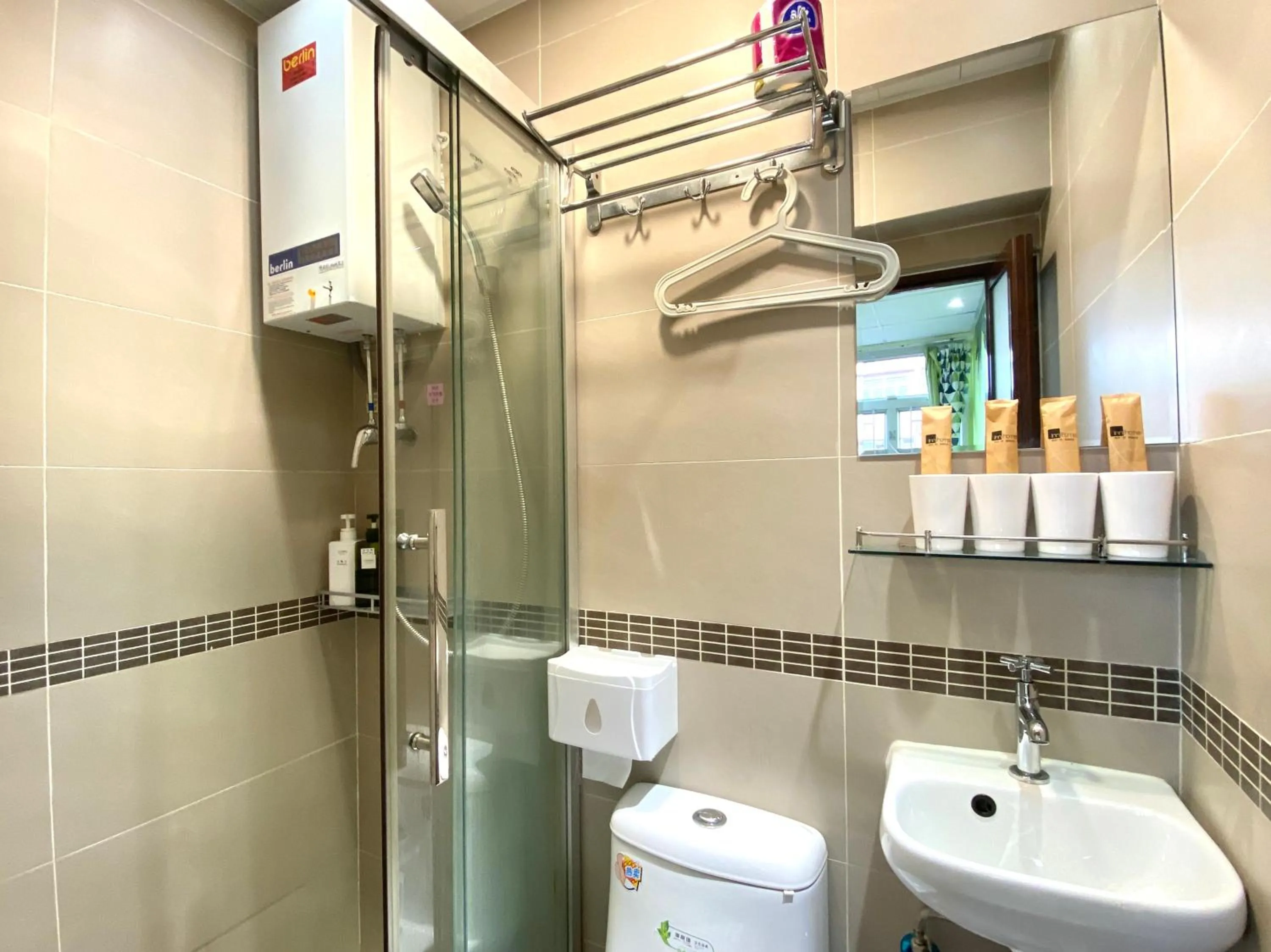 Royal Paris Guest House 皇家巴黎賓館