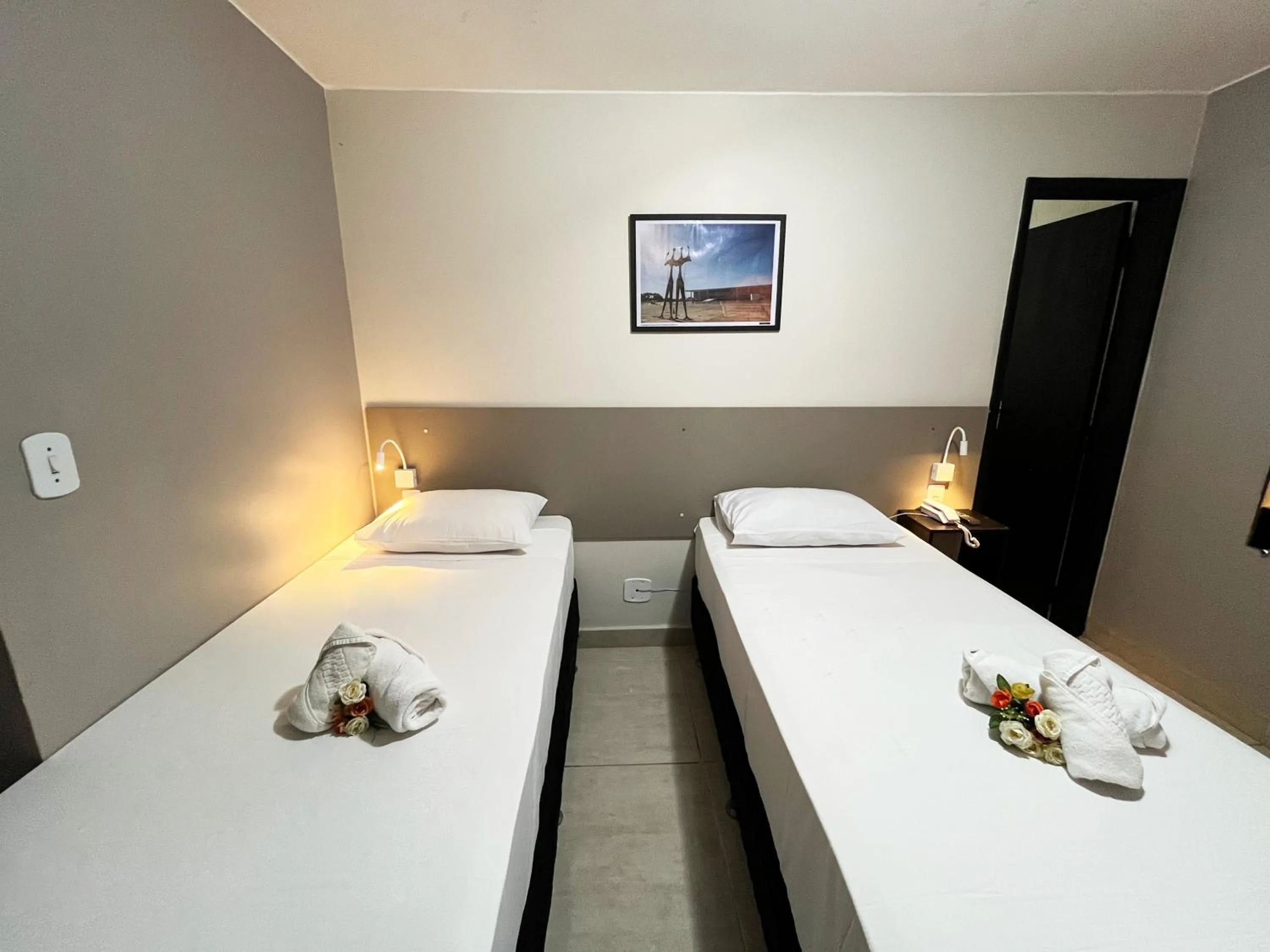 Bed in Hotel Montana Aeroporto by Bsb Inn