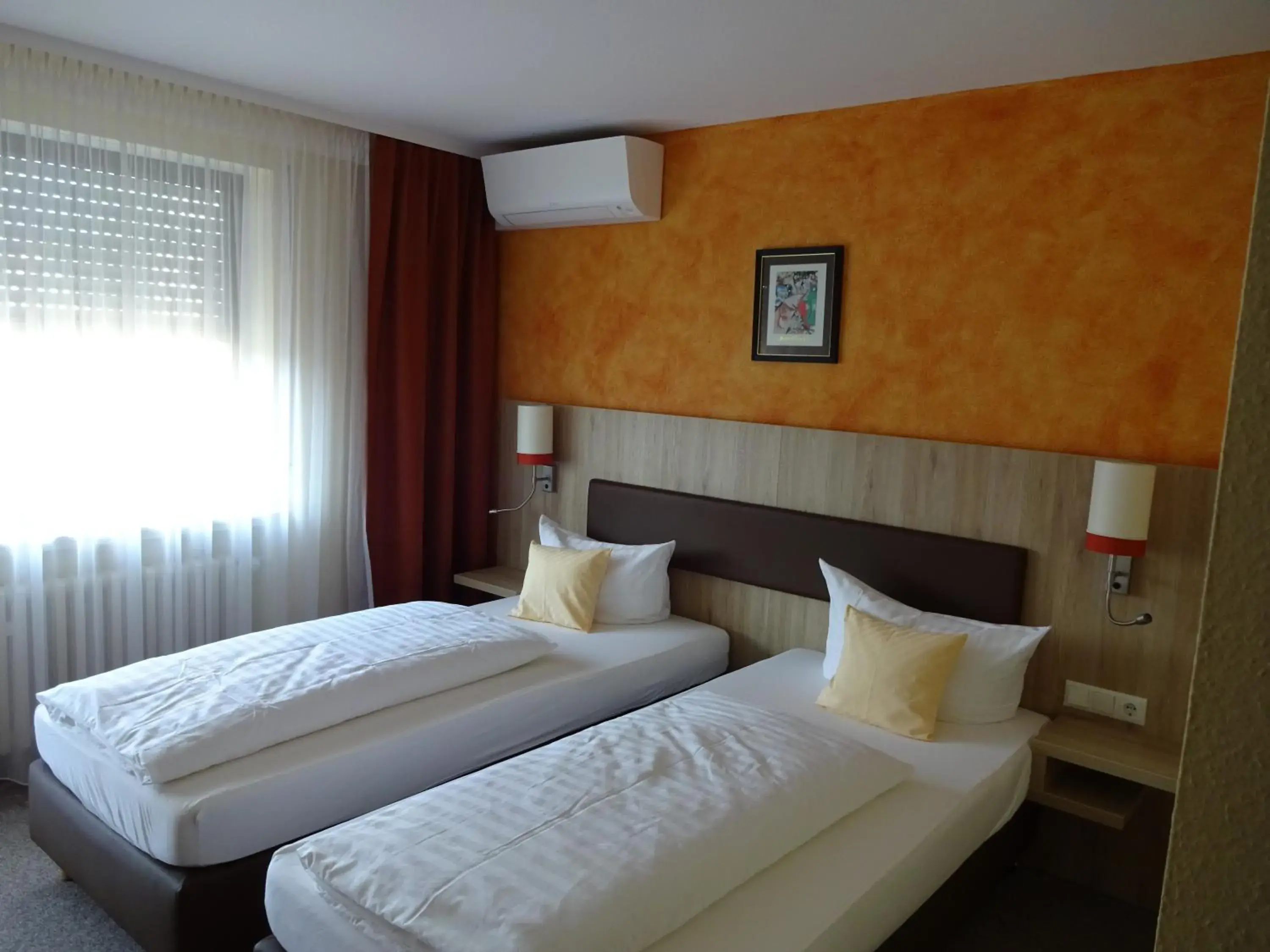Double Room - single occupancy in Gasthof Hotel Zum Ross Double Room - single occupancy in Gasthof Hotel Zum Ross