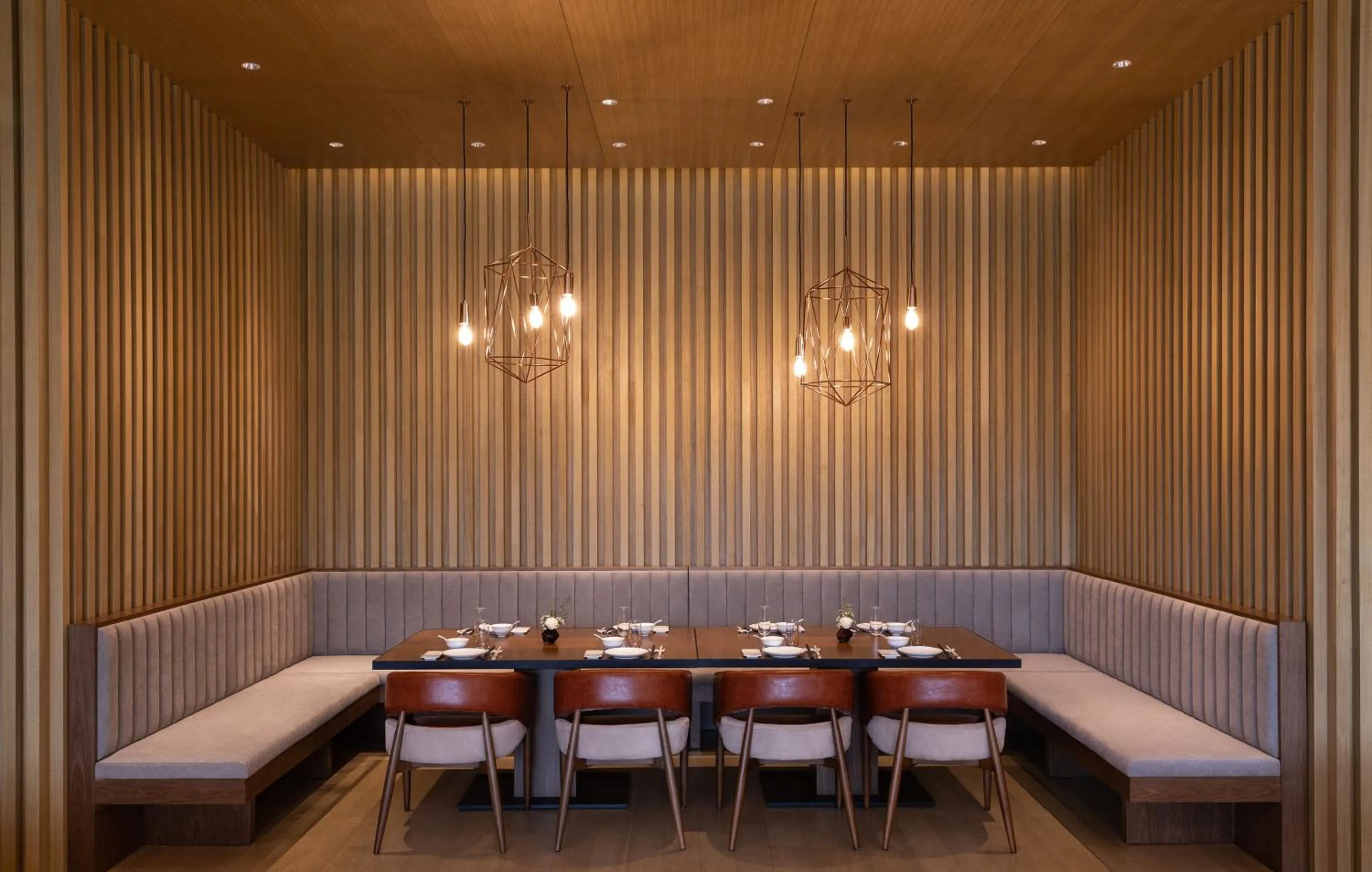 Restaurant/places to eat in Melia Chongqing