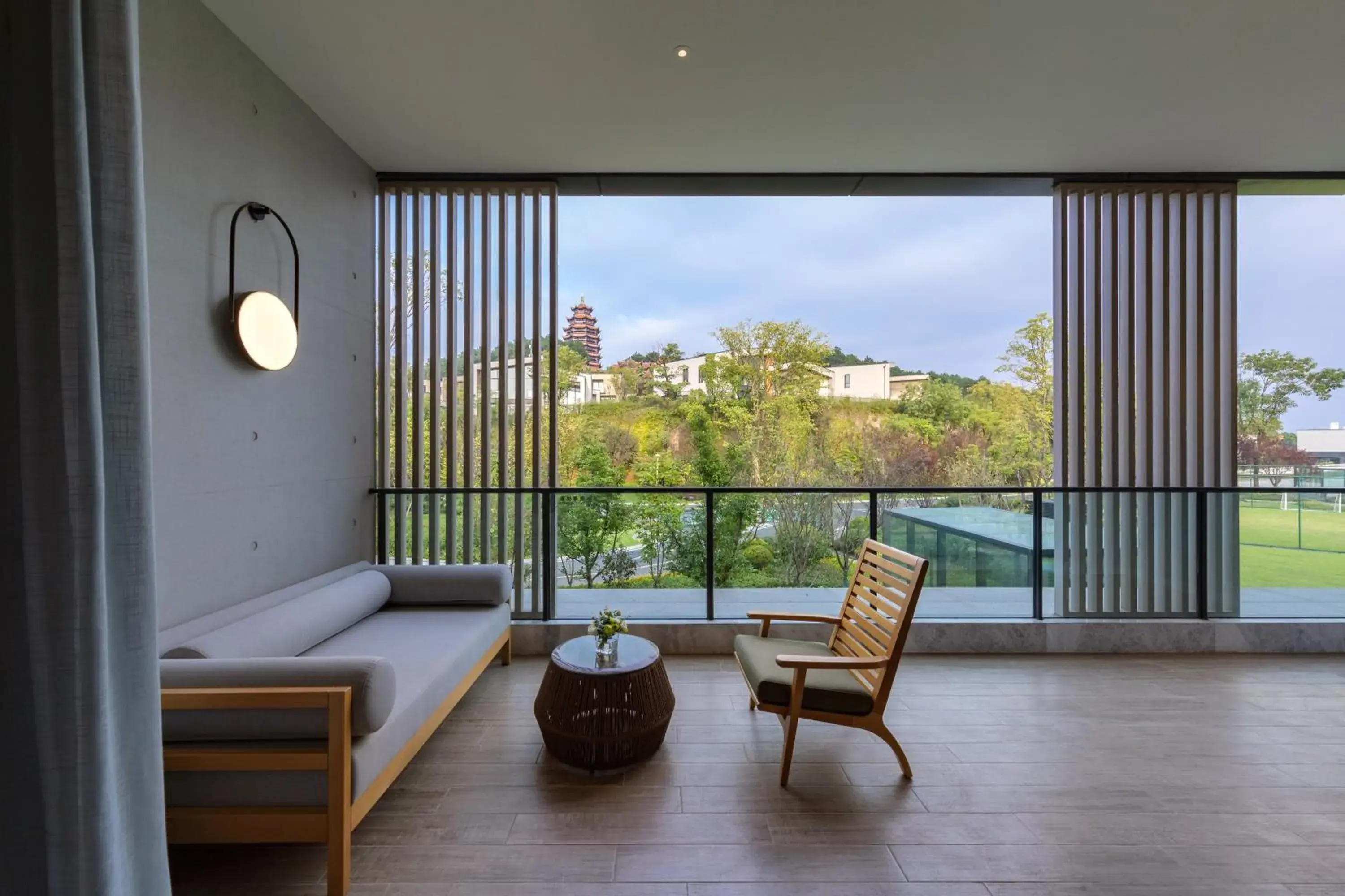 The Level Grand Suite with Lake View in Melia Chongqing The Level Grand Suite with Lake View in Melia Chongqing