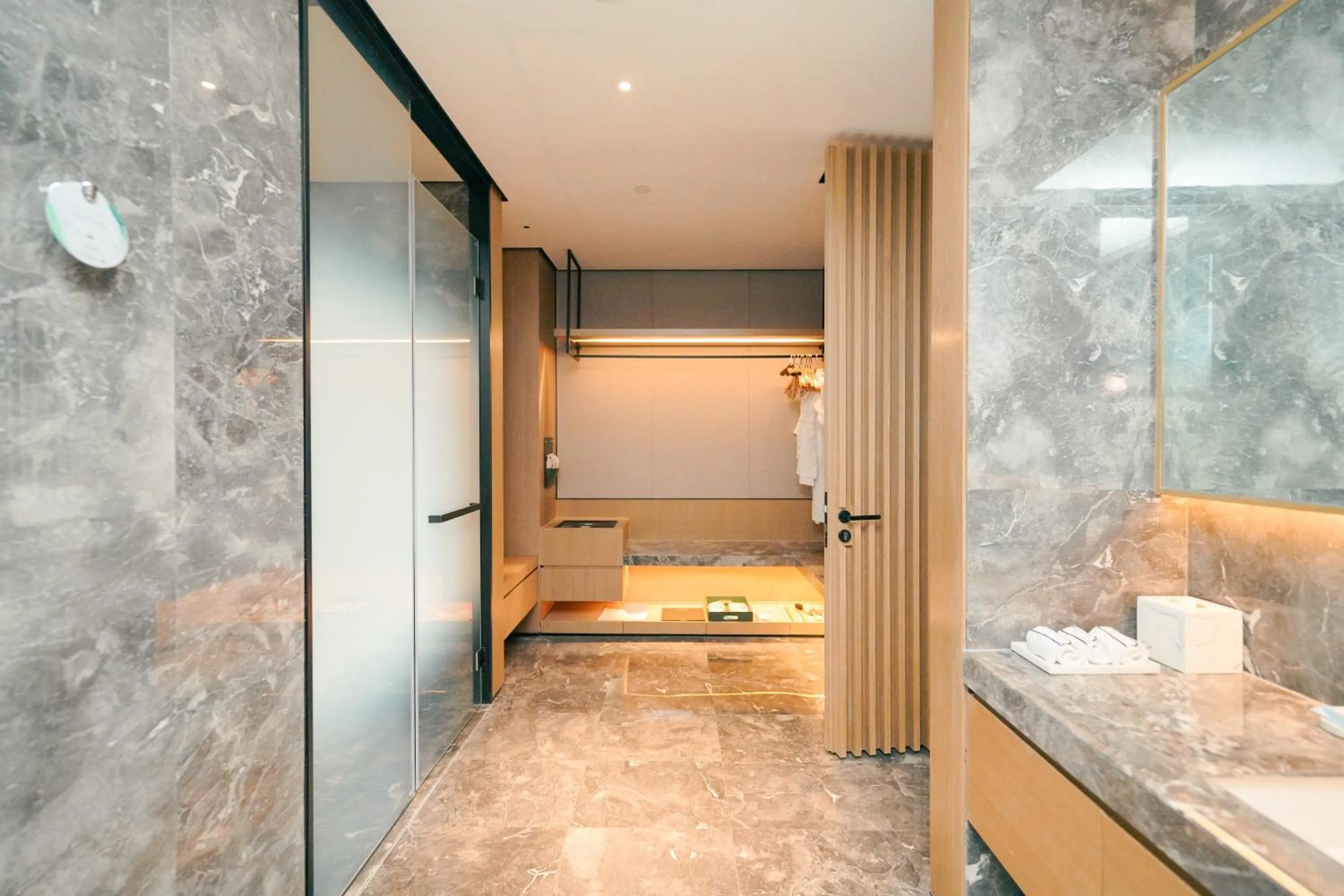 Toilet in Melia Chongqing