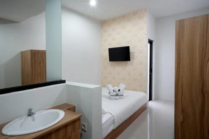 Bed in DPARAGON KARANGMALANG