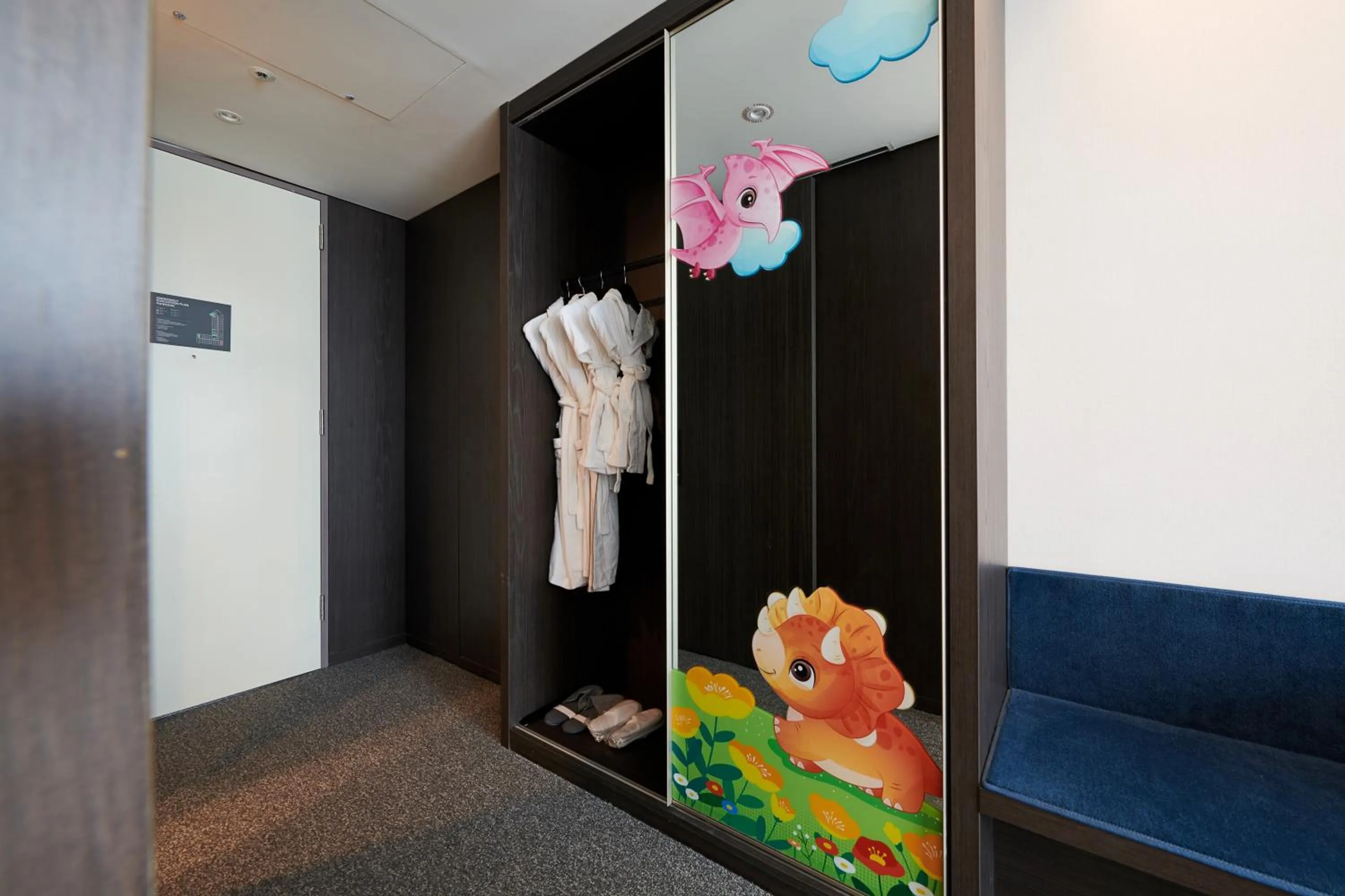 wardrobe in Nine Tree by Parnas Seoul Pangyo