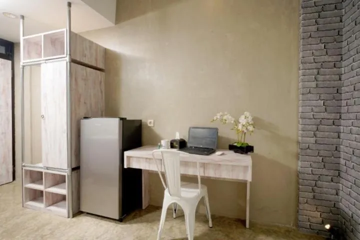 DPARAGON KEBON JERUK