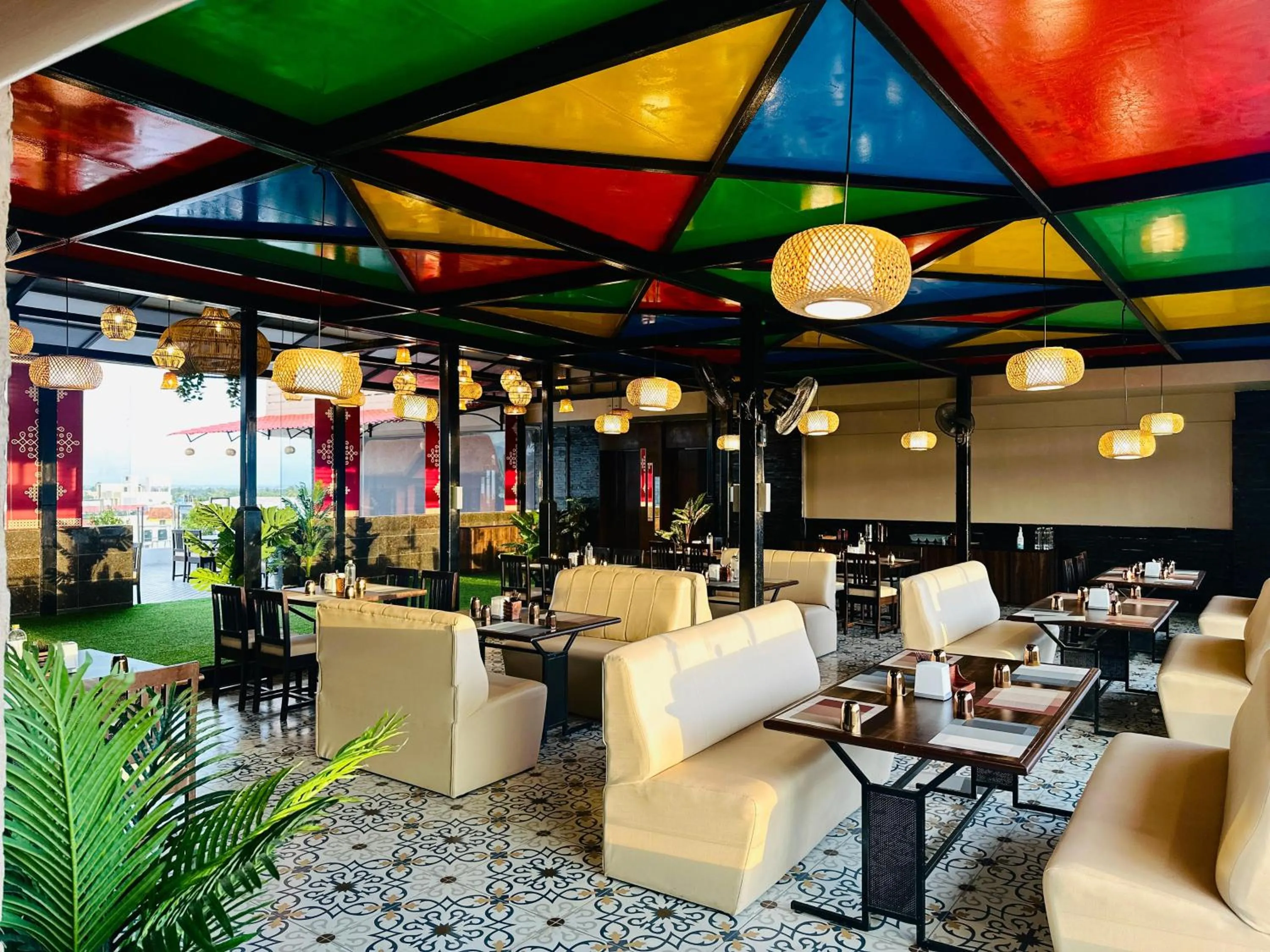 Restaurant/places to eat in The Arcadia Coimbatore Airport