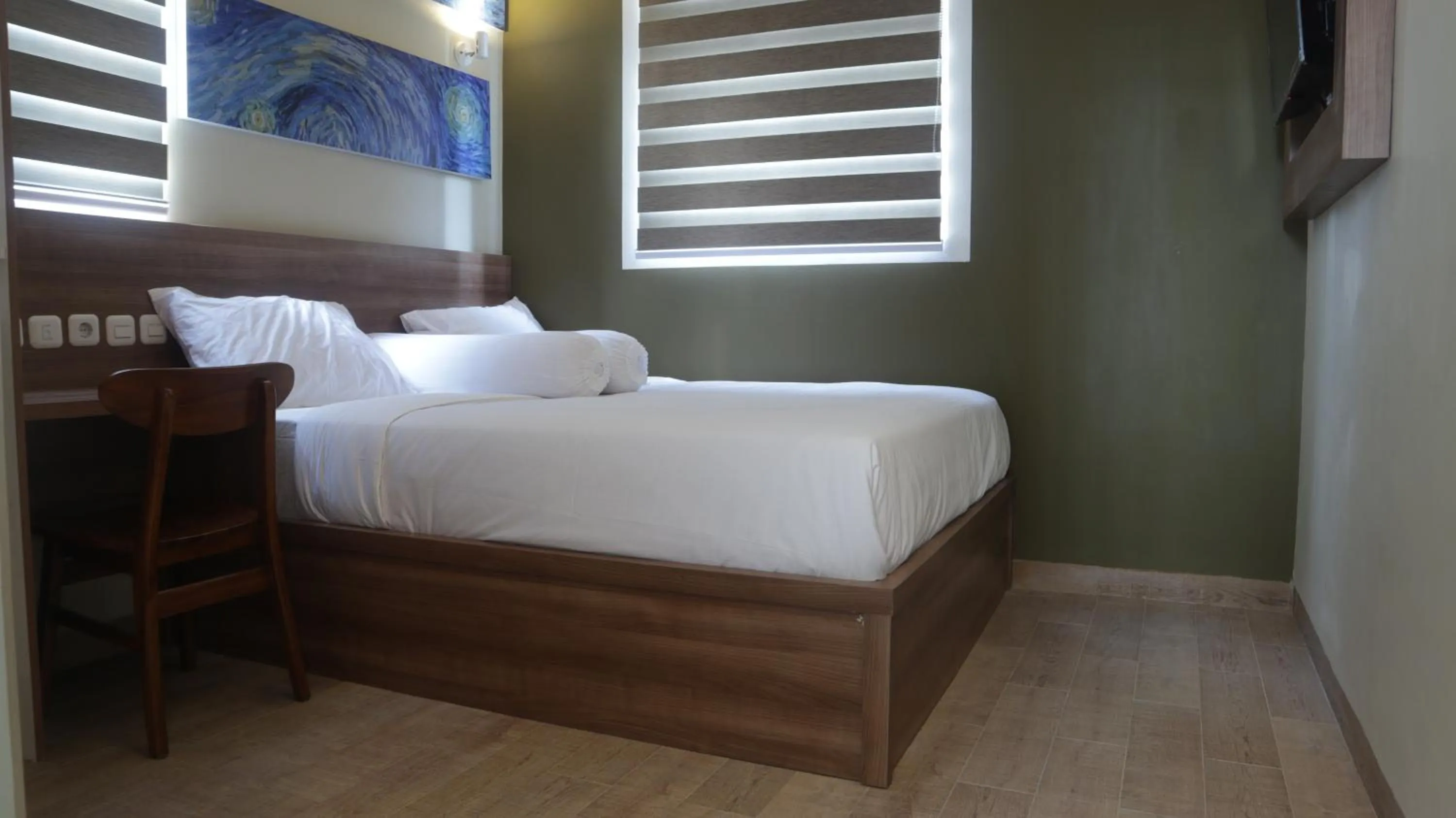 DJURAGAN KAMAR SLIPI