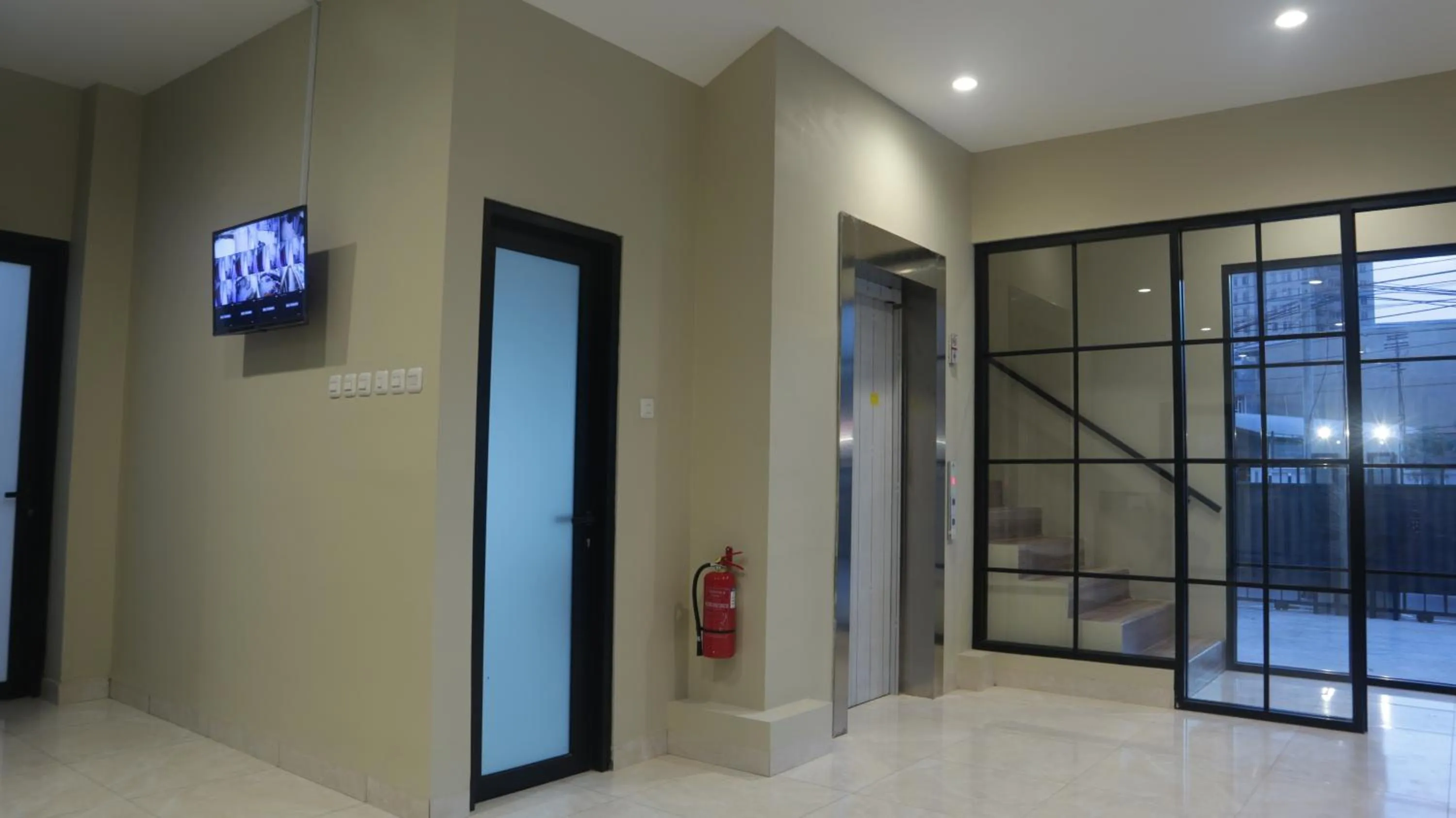 DJURAGAN KAMAR SLIPI