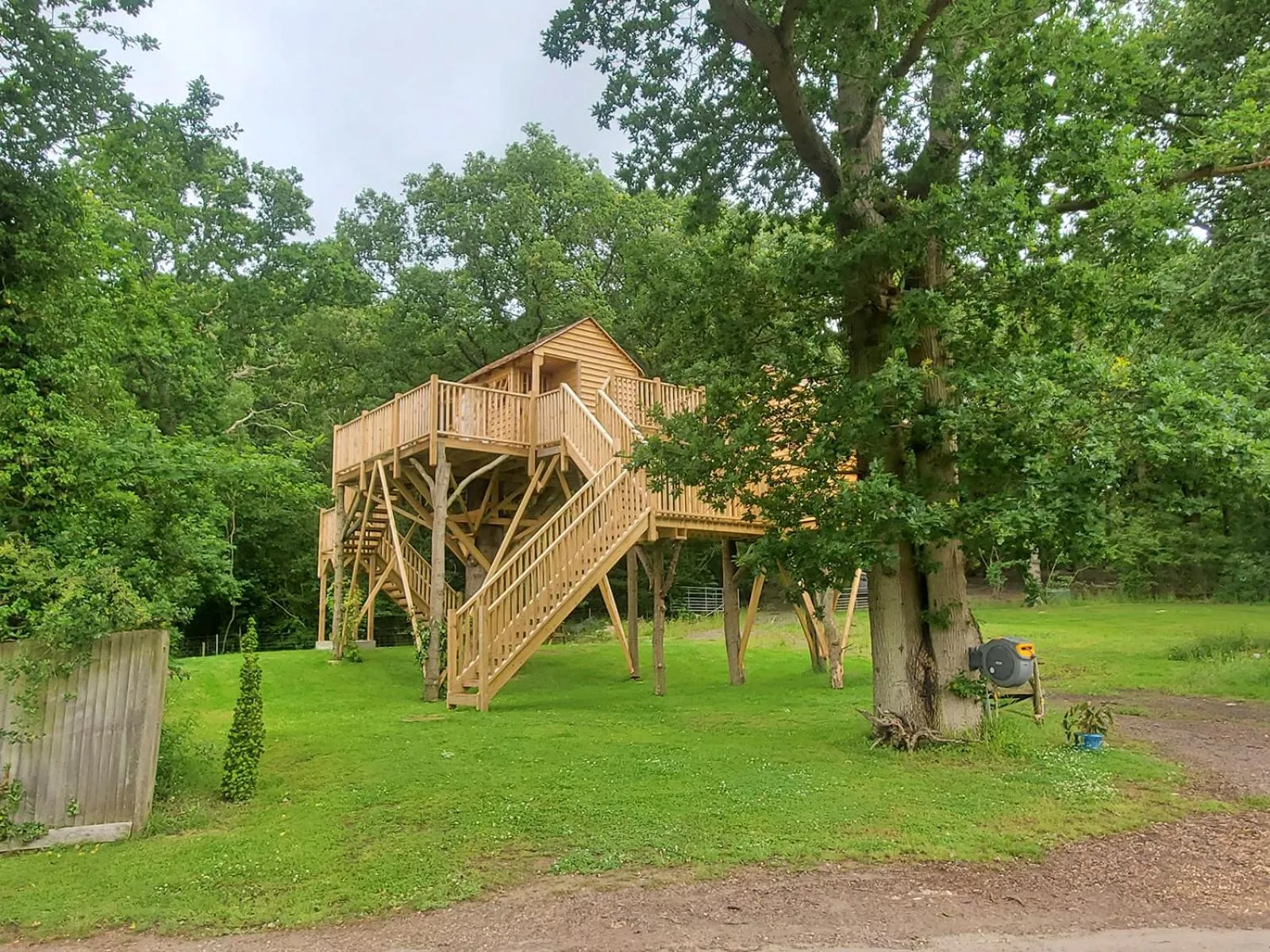 Property building in Oakside Tree Tops