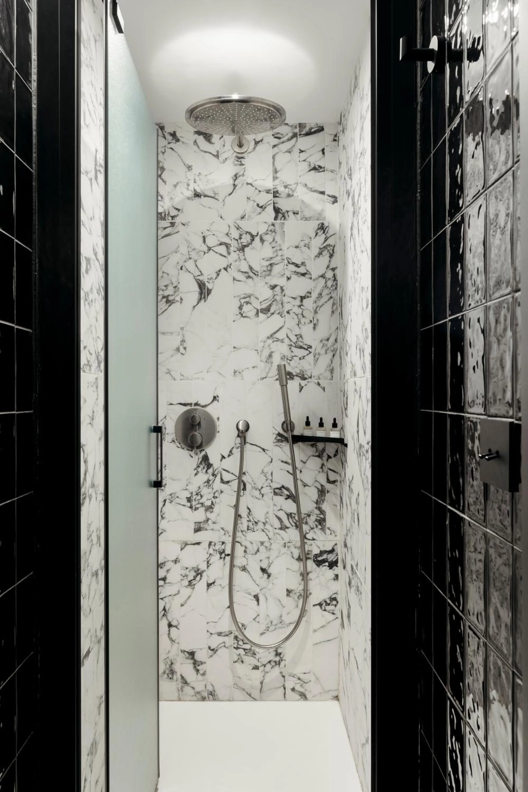 Shower in My Maison In Paris Invalides