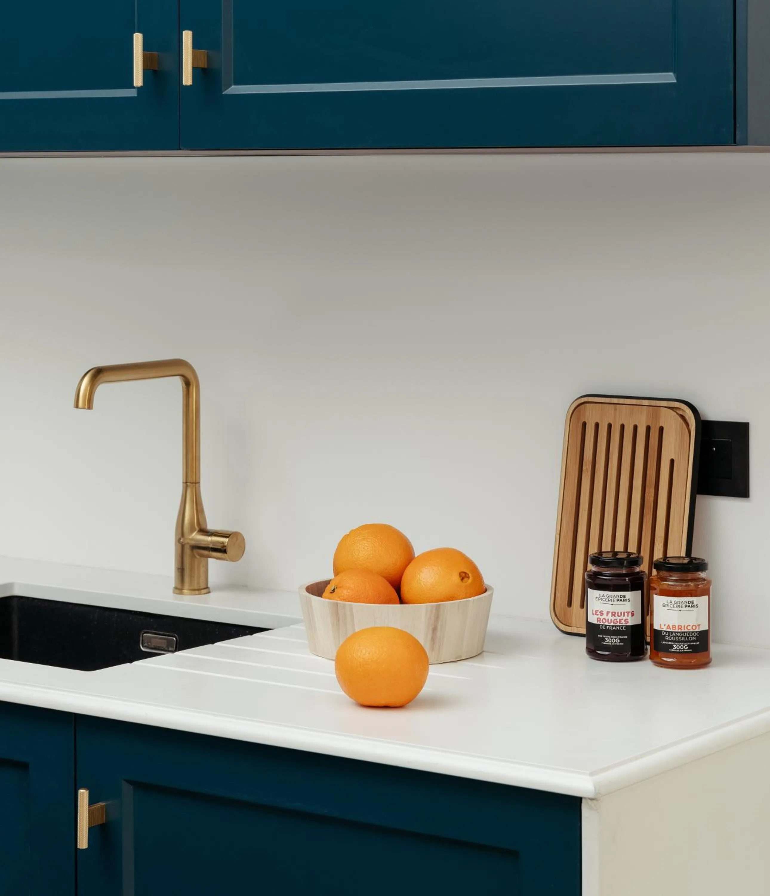 Kitchen or kitchenette in My Maison In Paris Invalides