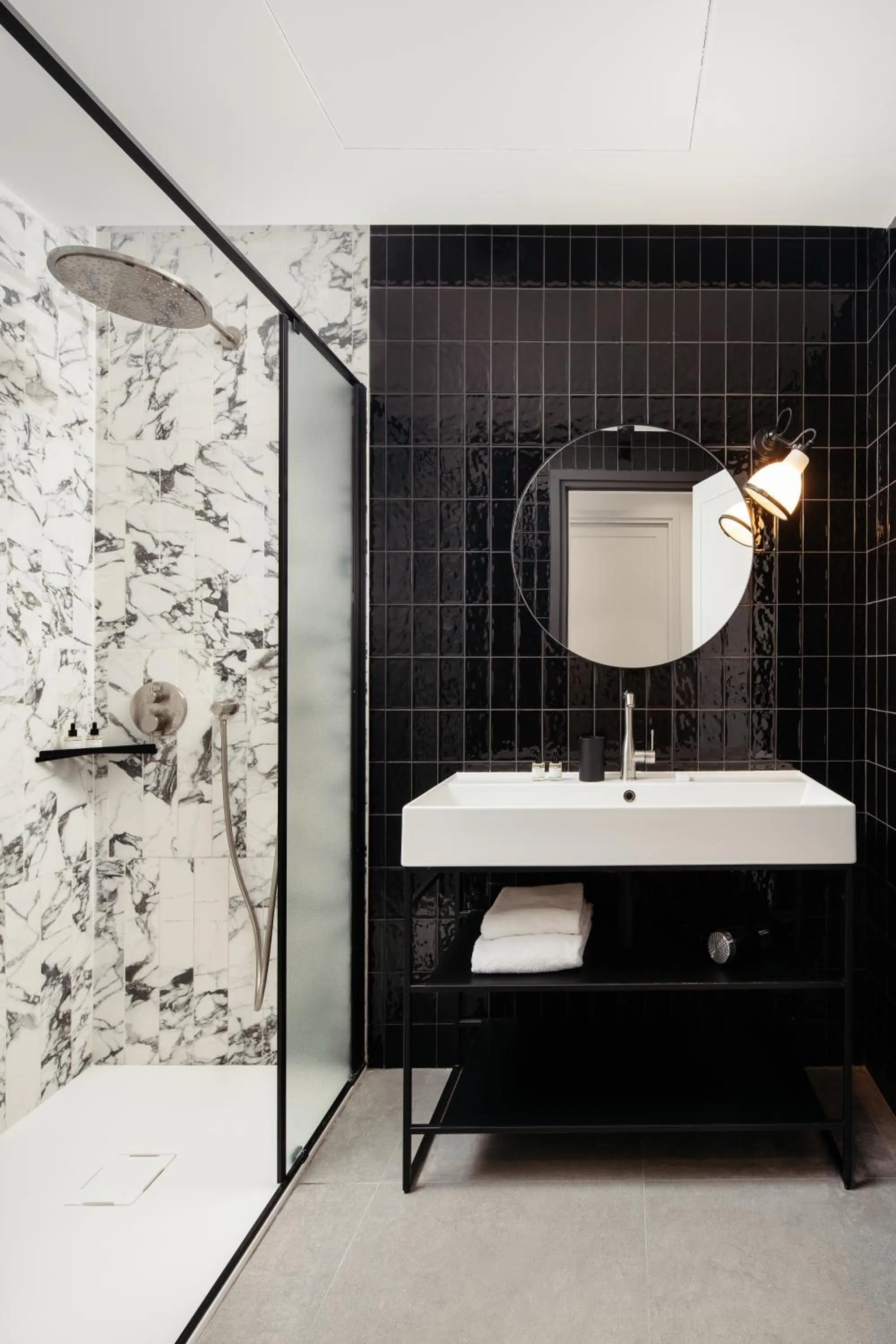 Bathroom in My Maison In Paris Invalides