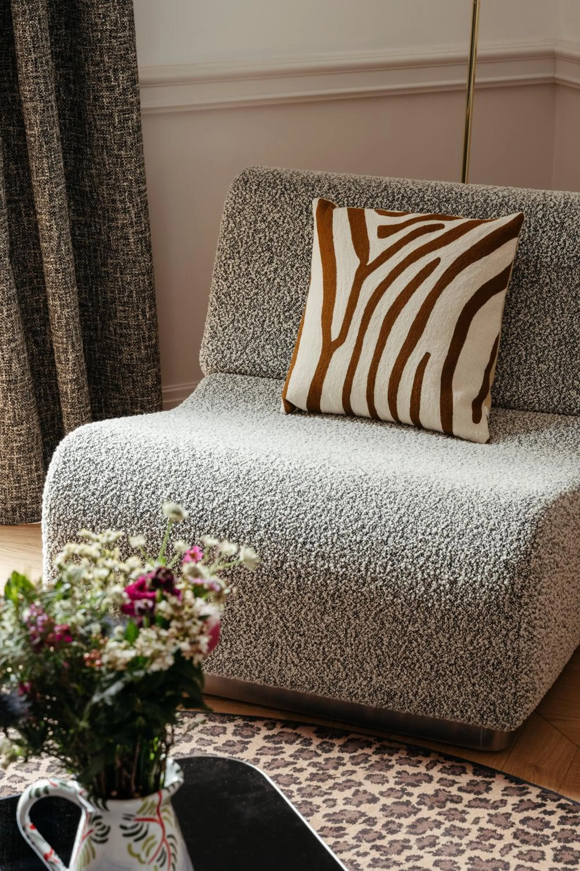 Living room in My Maison In Paris Invalides