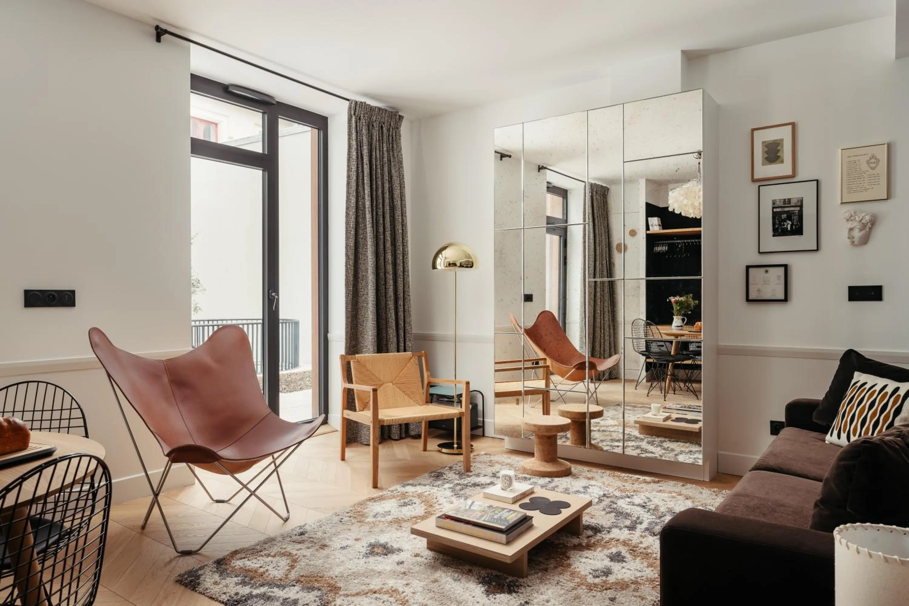Living room in My Maison In Paris Invalides