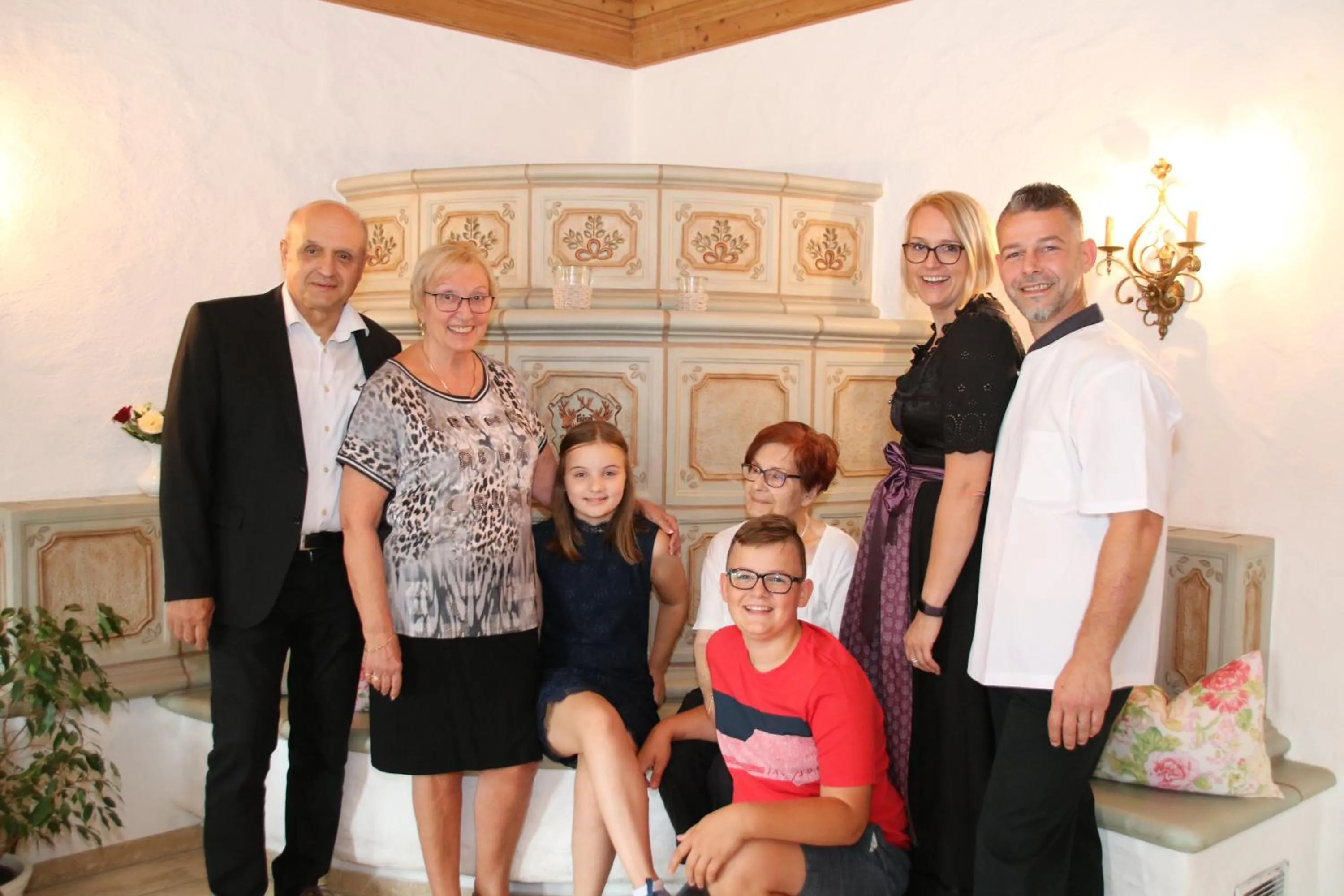 Family in Hotel-Restaurant Hirsch