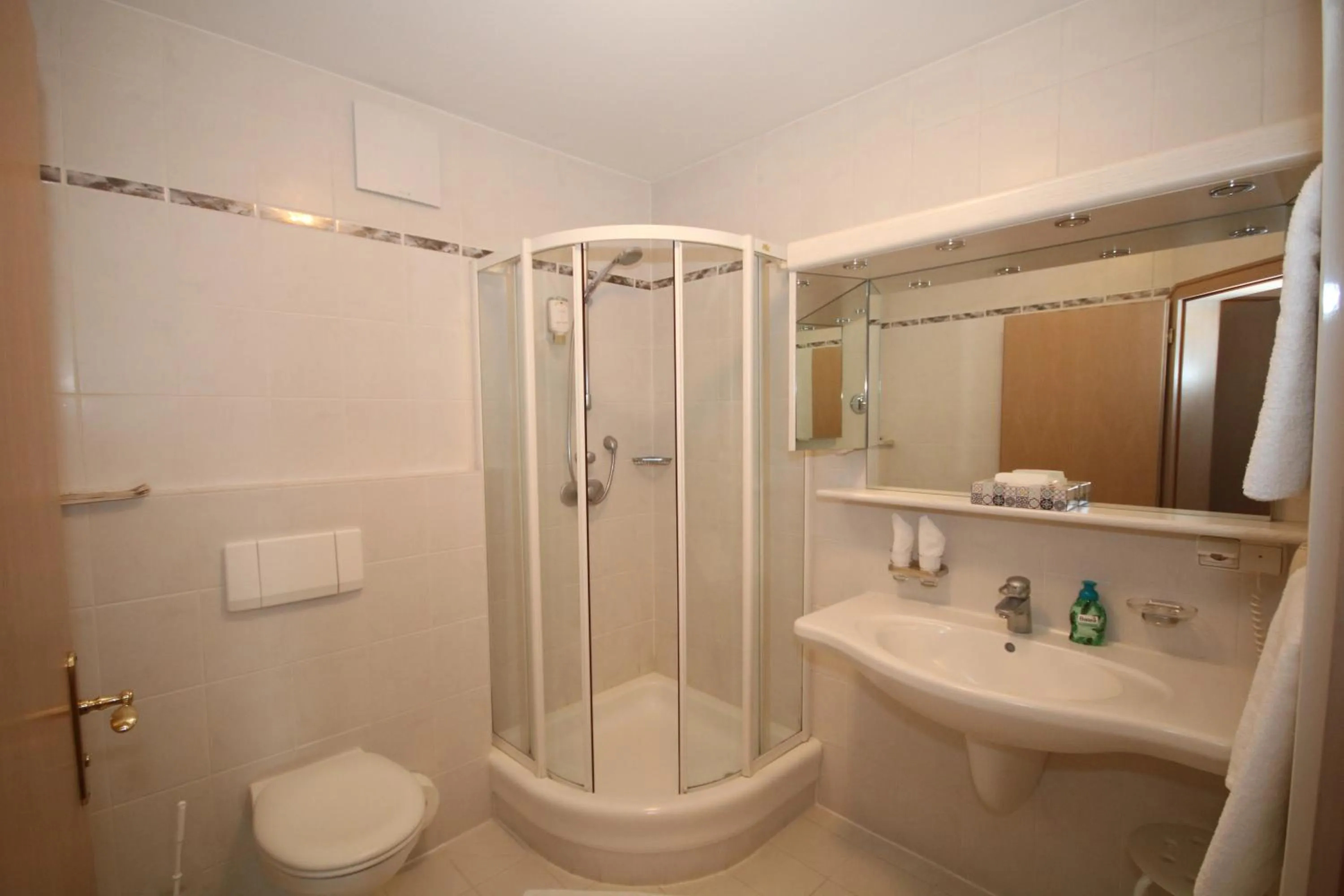 Bathroom in Hotel-Restaurant Hirsch