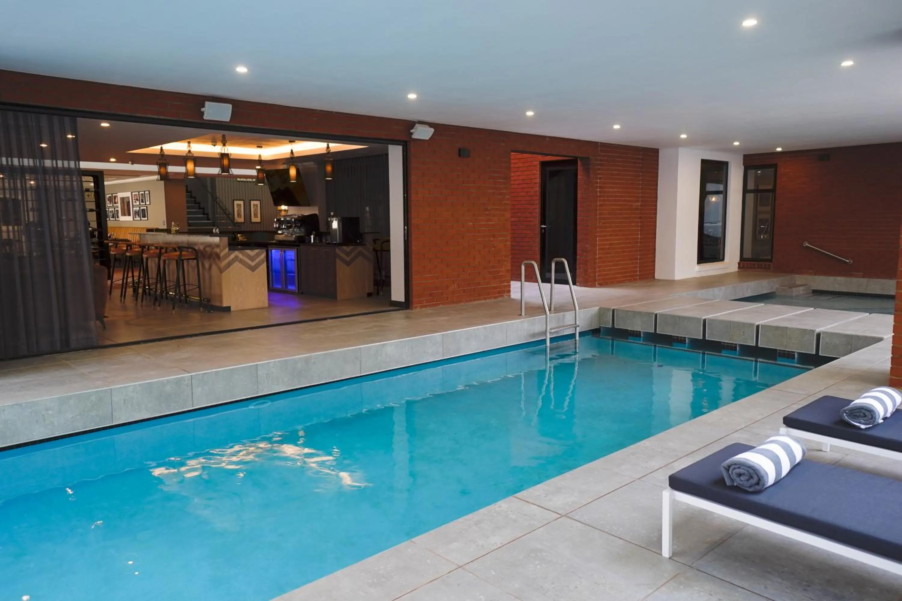 Swimming pool in Sanctuary Mandela