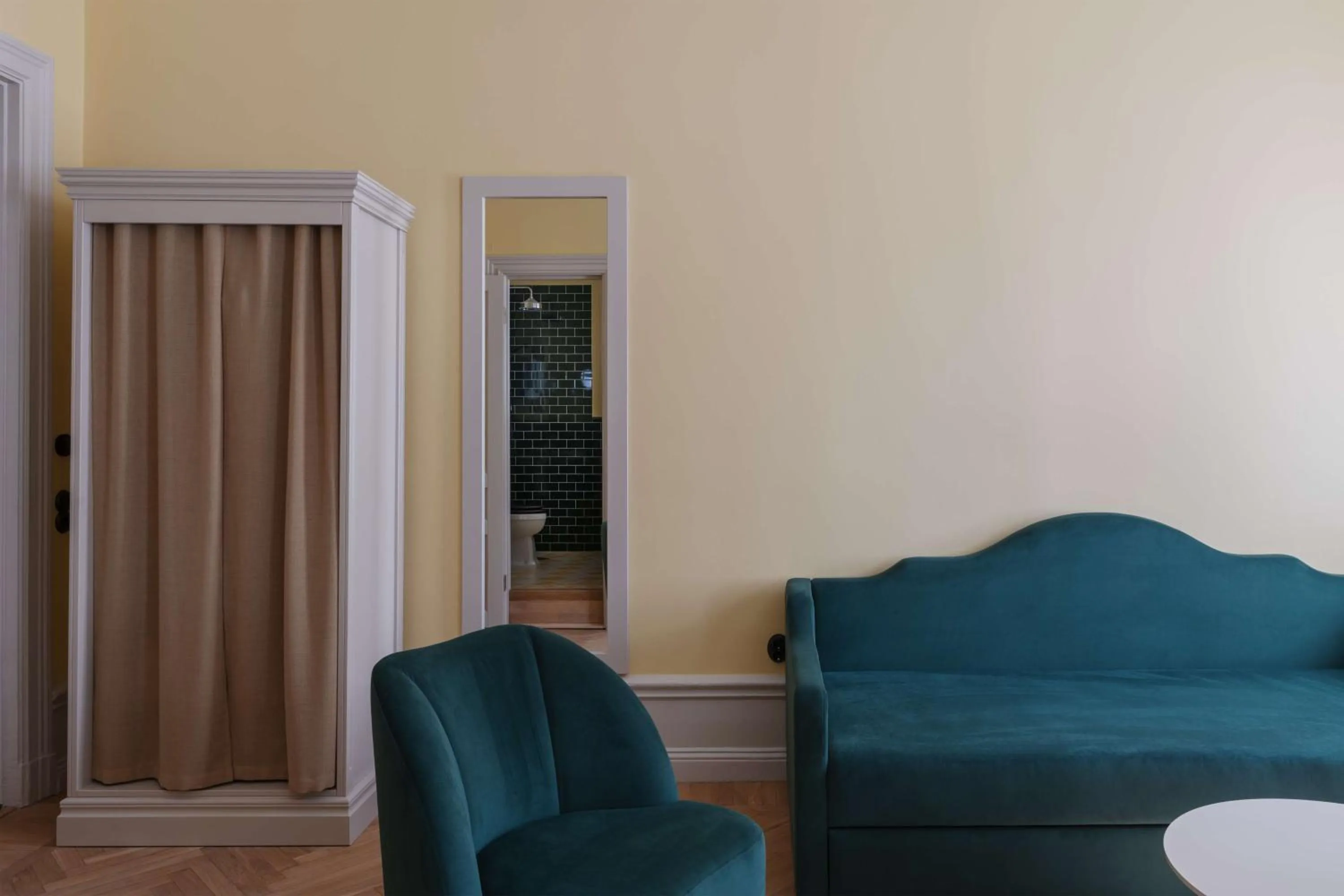 Photo of the whole room in Hotel Ruth, WorldHotels Crafted