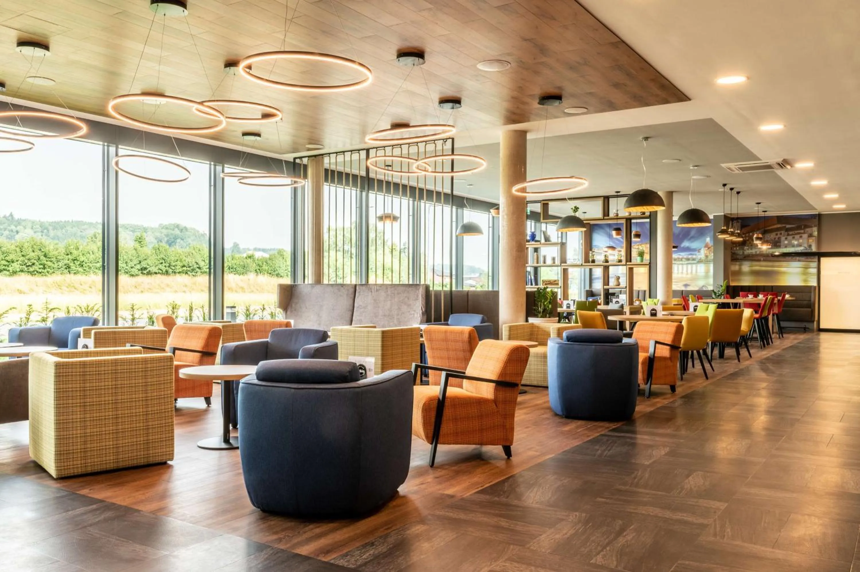 Lobby or reception in Aiden by Best Western Stadtgut Hotel Steyr - FREE PARKING