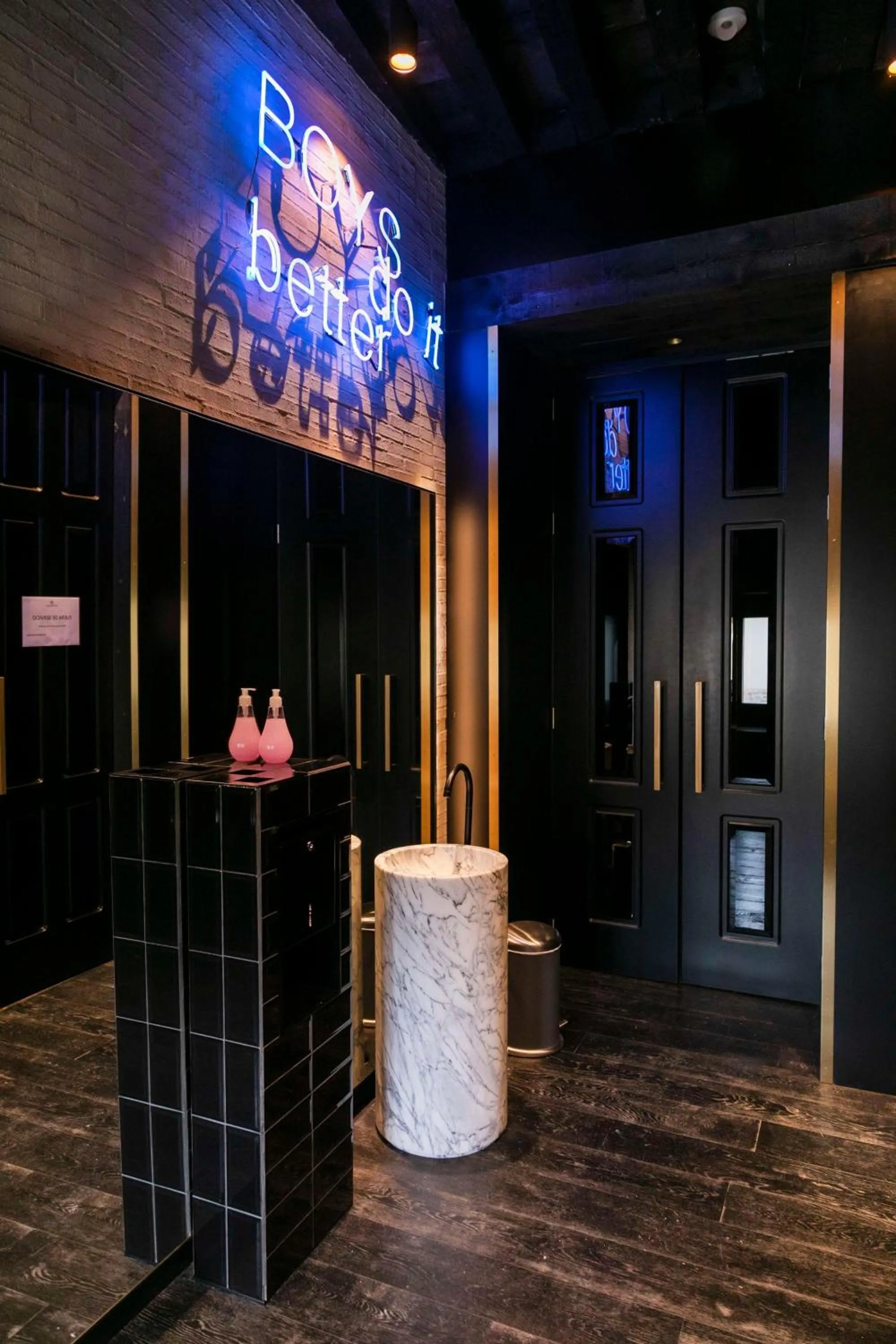 Restaurant/places to eat in Sofraga Palacio