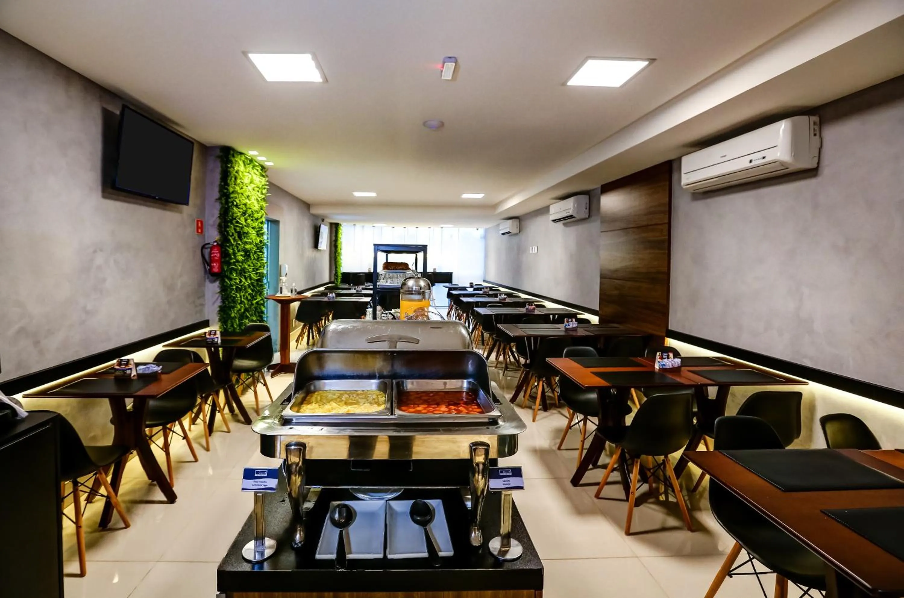 Restaurant/places to eat in Transamerica Fit Vitória Praia de Camburi